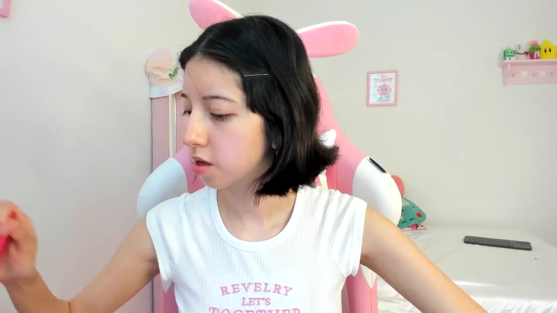 Gallery image thumbnail from Cherrycute666's myfreecams stream on, 06/23/2024, 23:37 image 2 of 20