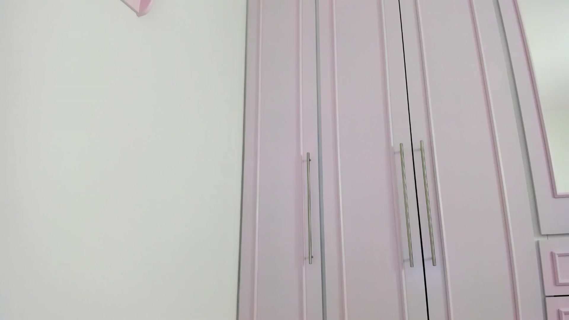 Gallery image thumbnail from Cherrycute666's myfreecams stream on, 06/24/2024, 06:41 image 10 of 20