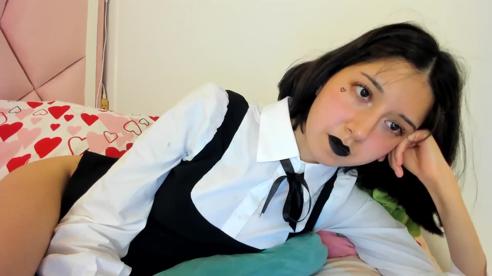 Gallery image thumbnail from Cherrycute666's myfreecams stream on, 06/25/2024, 04:11 image 19 of 20