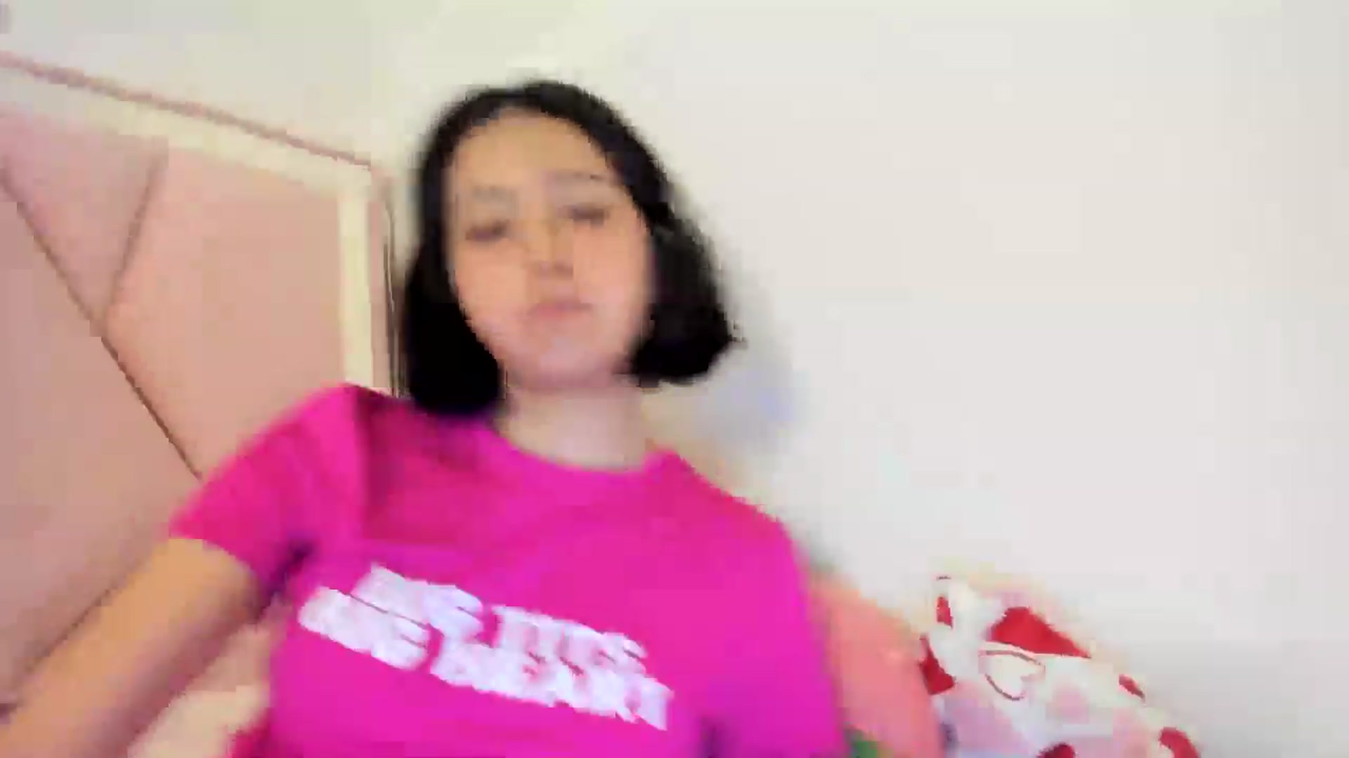 Gallery image thumbnail from Cherrycute666's myfreecams stream on, 06/26/2024, 01:36 image 15 of 20