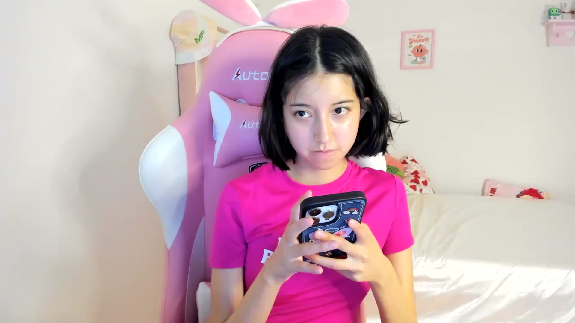 Gallery image thumbnail from Cherrycute666's myfreecams stream on, 06/26/2024, 06:56 image 12 of 20