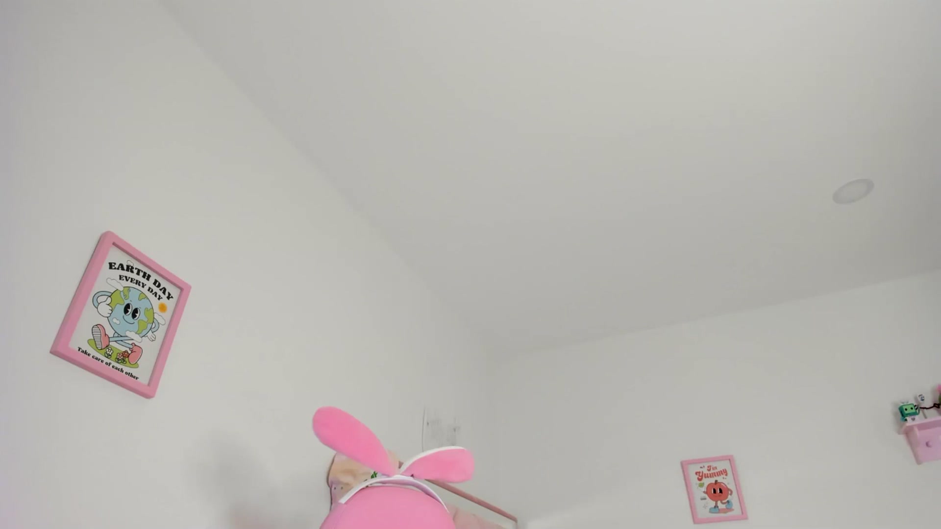 Gallery image thumbnail from Cherrycute666's myfreecams stream on, 06/27/2024, 07:39 image 18 of 20