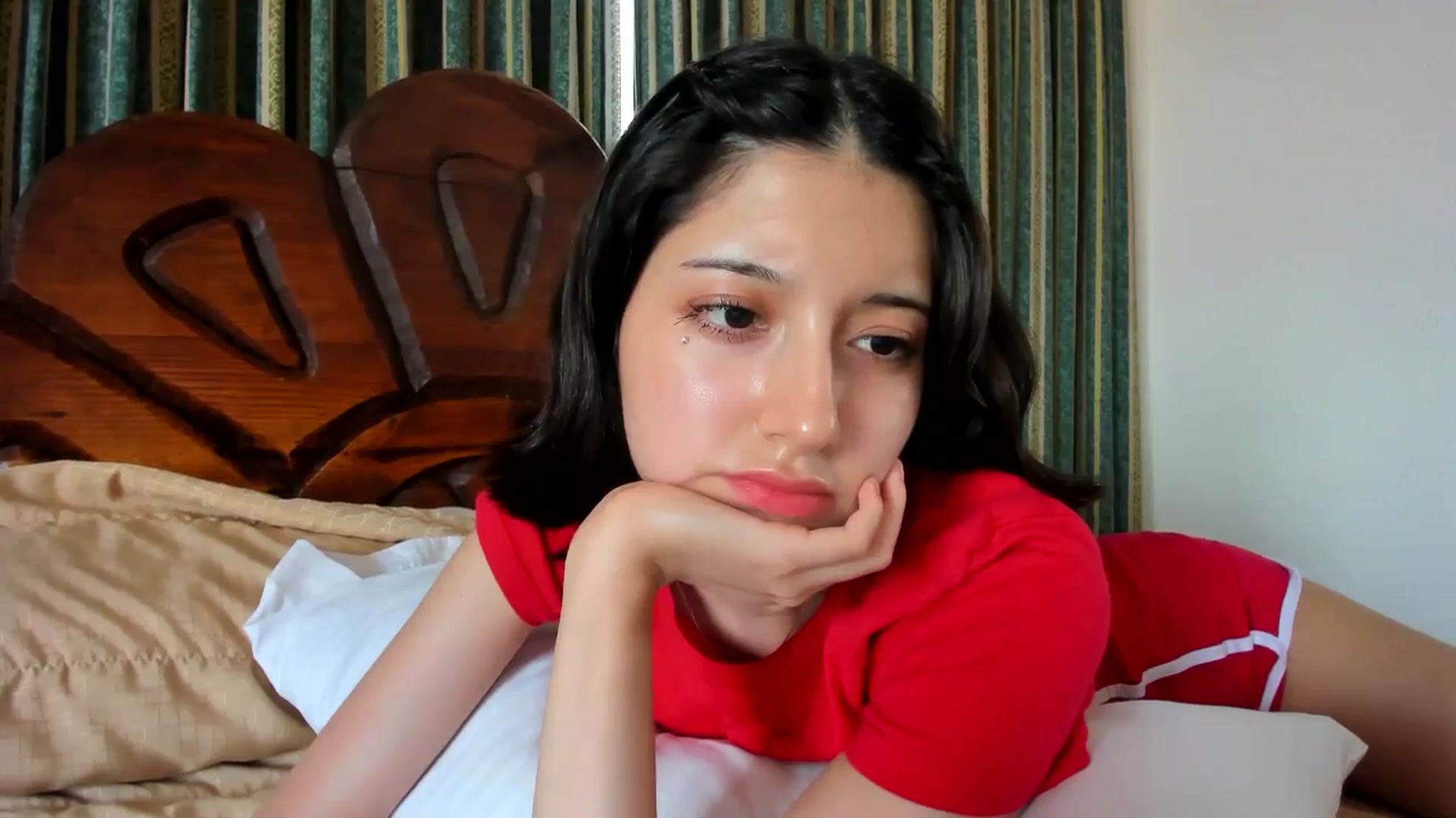 Gallery image thumbnail from Cherrycute666's myfreecams stream on, 06/28/2024, 20:11 image 18 of 20