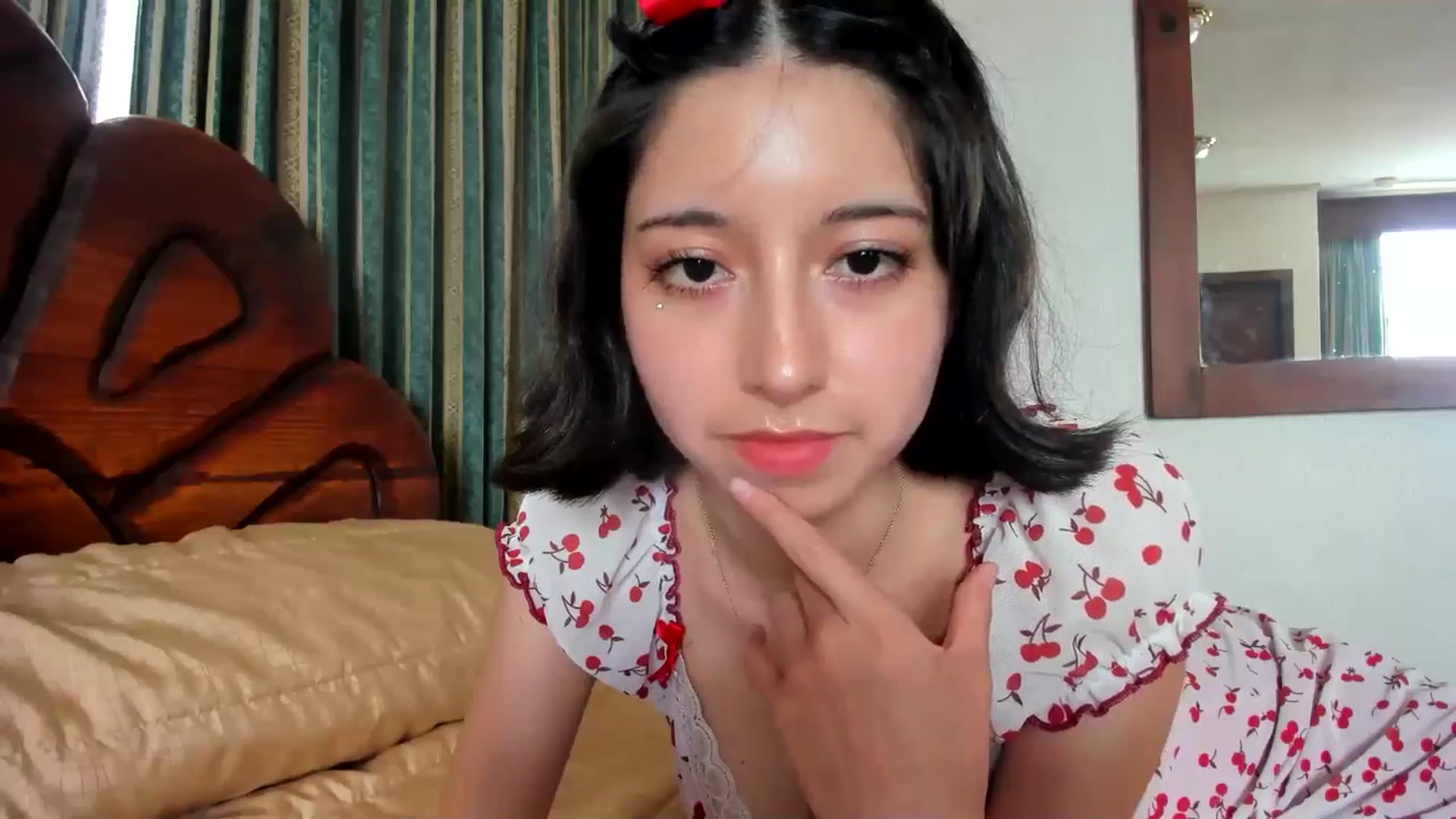 Gallery image thumbnail from Cherrycute666's myfreecams stream on, 06/28/2024, 20:11 image 6 of 20