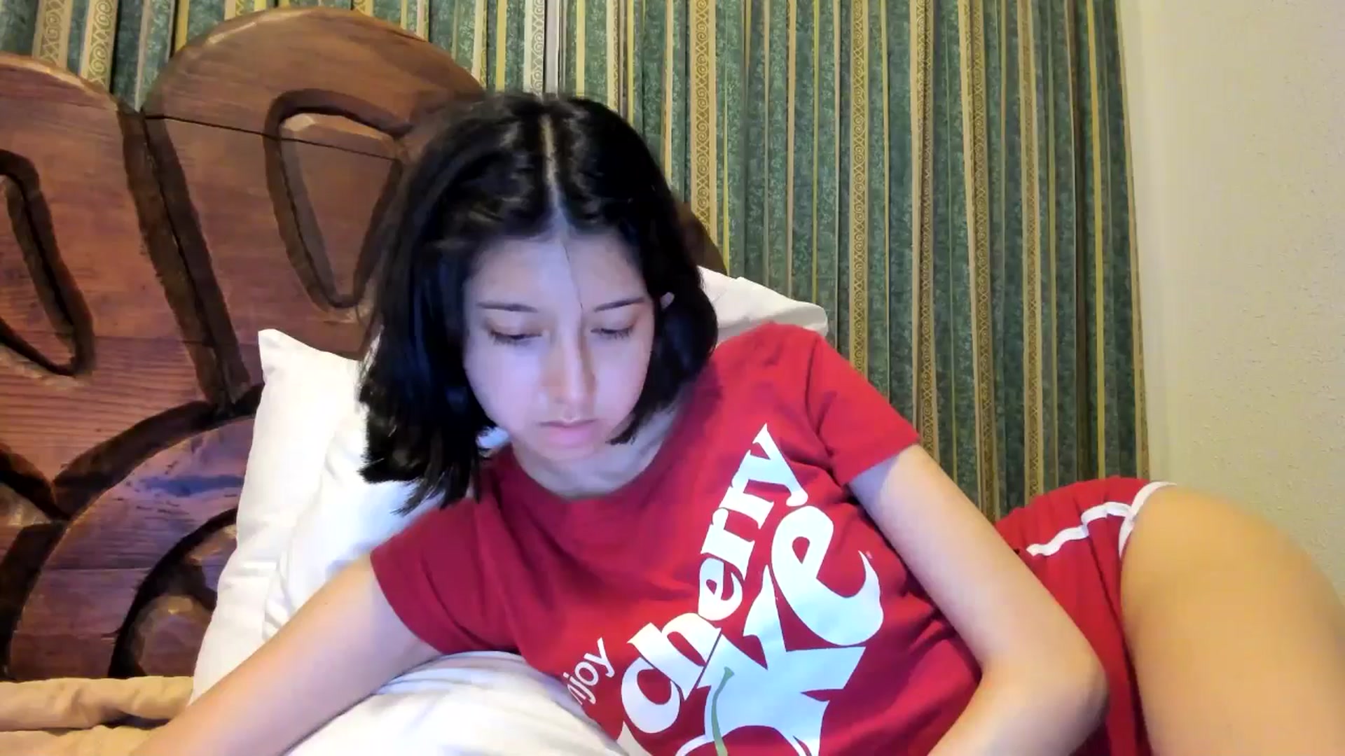 Gallery image thumbnail from Cherrycute666's myfreecams stream on, 06/29/2024, 05:33 image 13 of 20