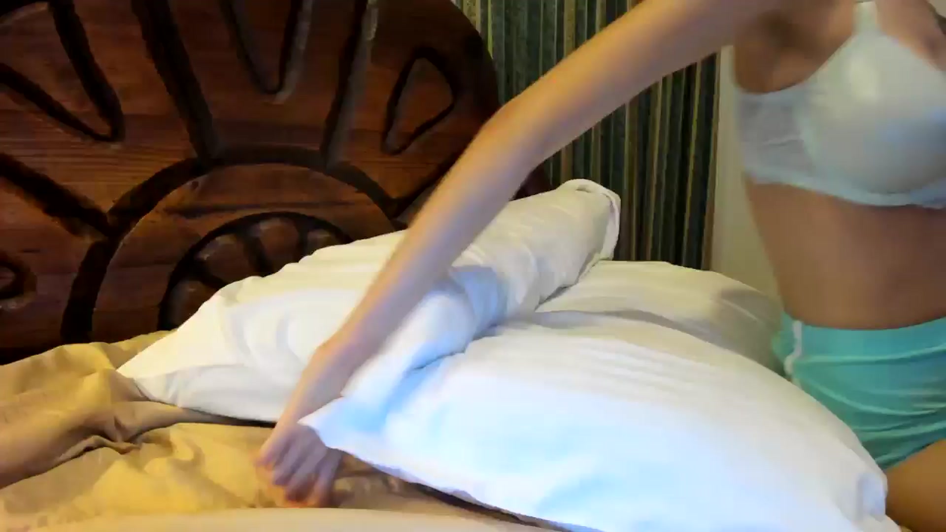 Gallery image thumbnail from Cherrycute666's myfreecams stream on, 07/01/2024, 03:39 image 11 of 20