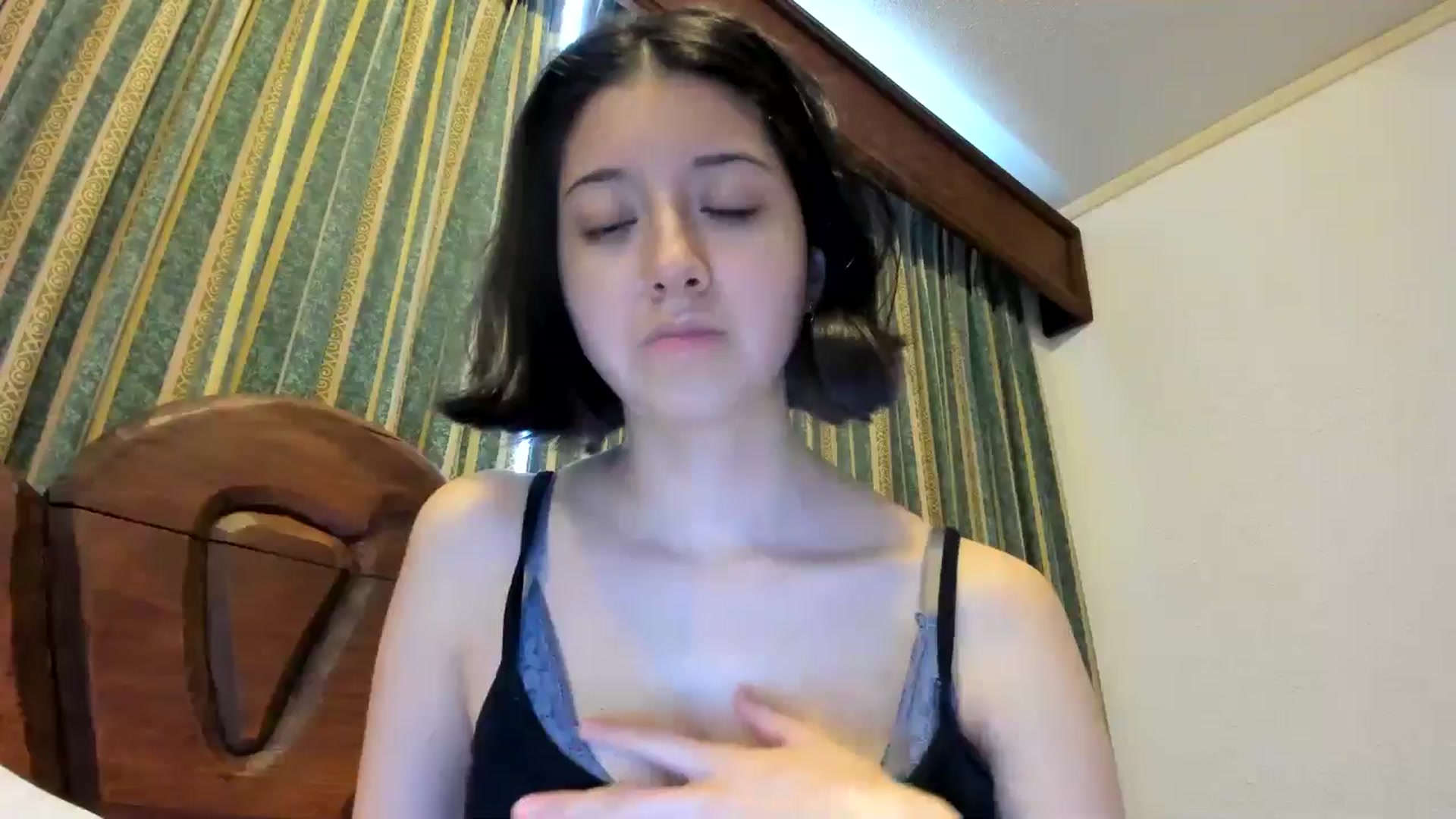 Gallery image thumbnail from Cherrycute666's myfreecams stream on, 07/03/2024, 24:44 image 9 of 20