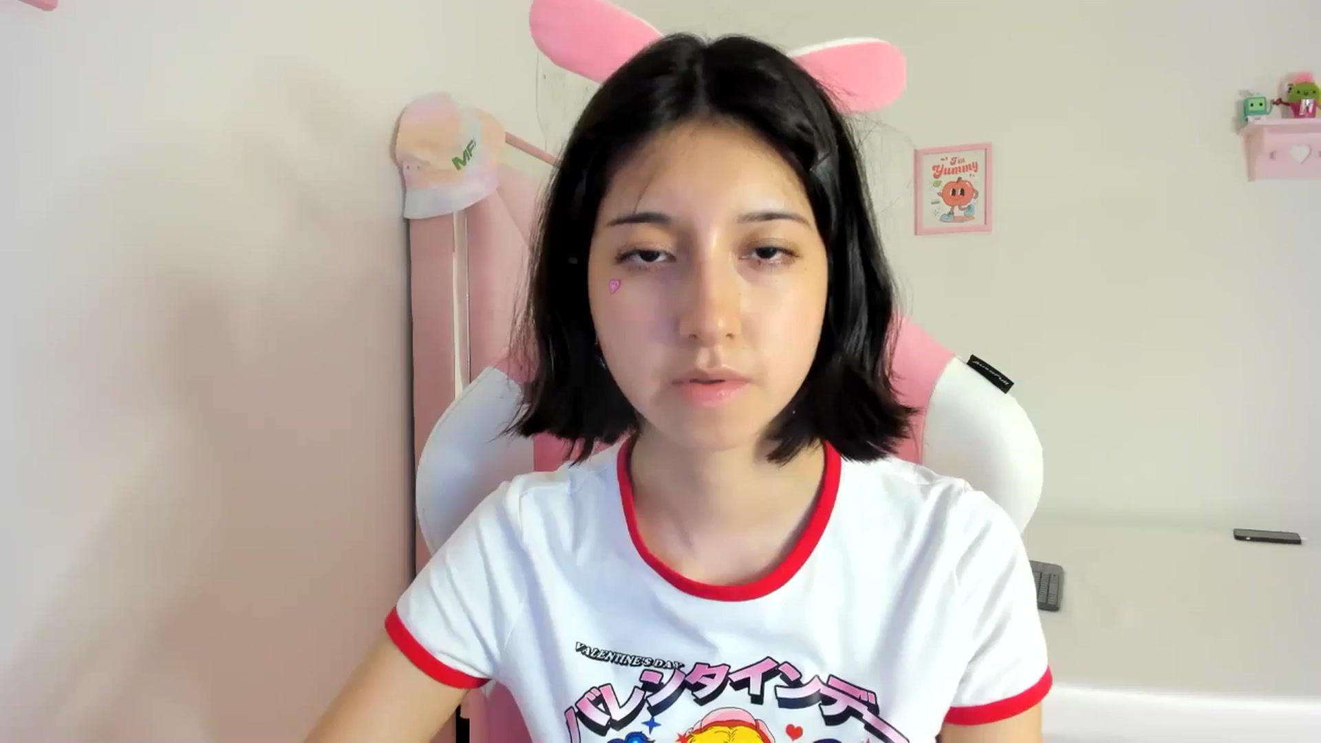 Gallery image thumbnail from Cherrycute666's myfreecams stream on, 07/04/2024, 04:54 image 4 of 20