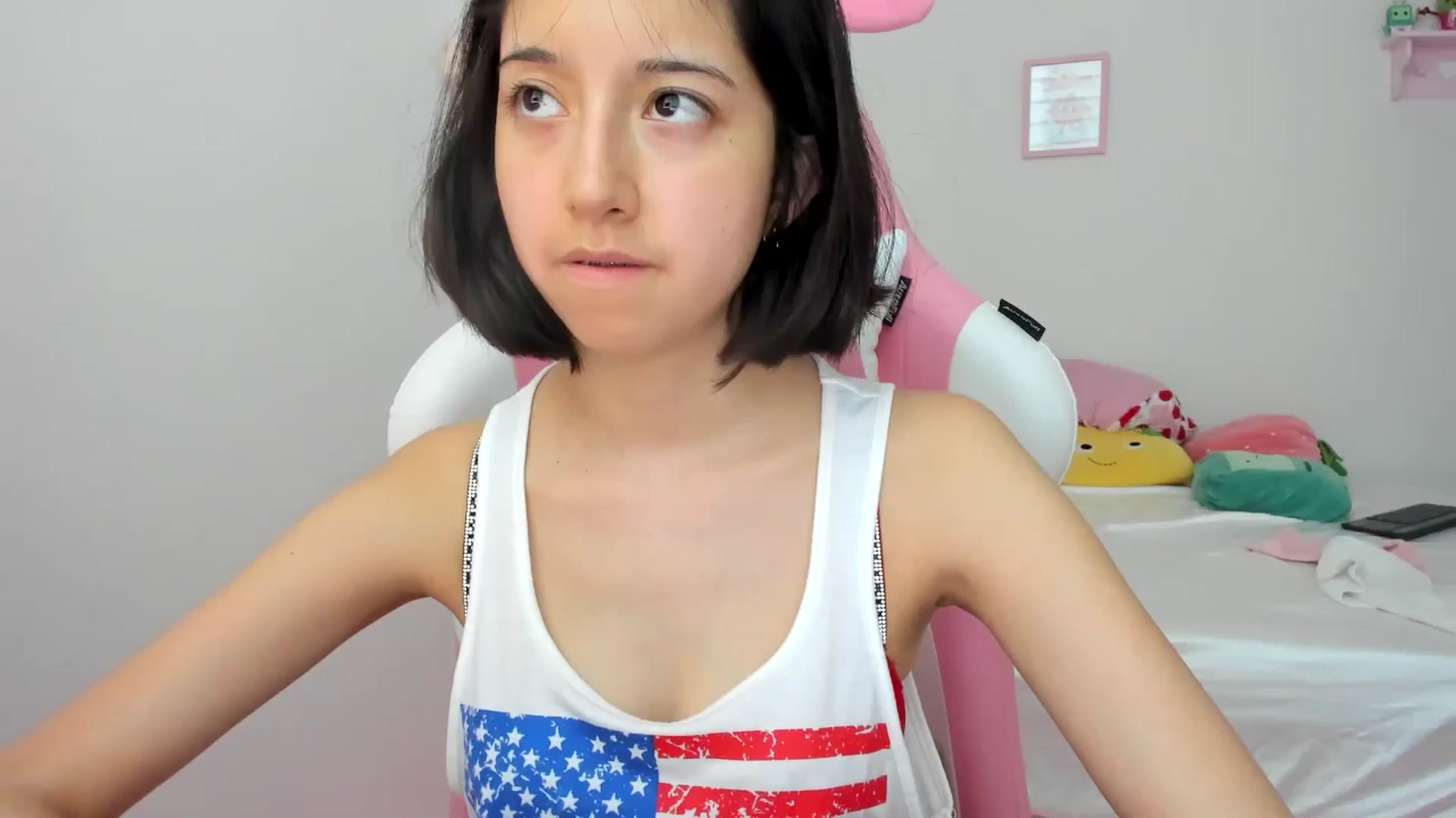 Gallery image thumbnail from Cherrycute666's myfreecams stream on, 07/05/2024, 24:08 image 10 of 20