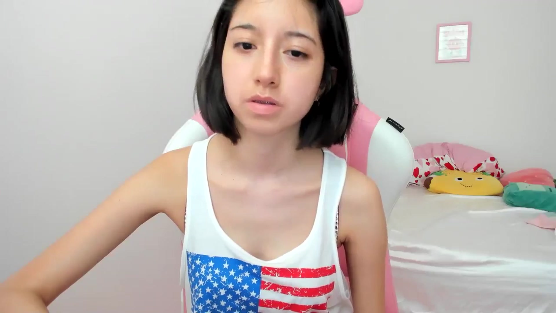 Gallery image thumbnail from Cherrycute666's myfreecams stream on, 07/05/2024, 24:08 image 15 of 20