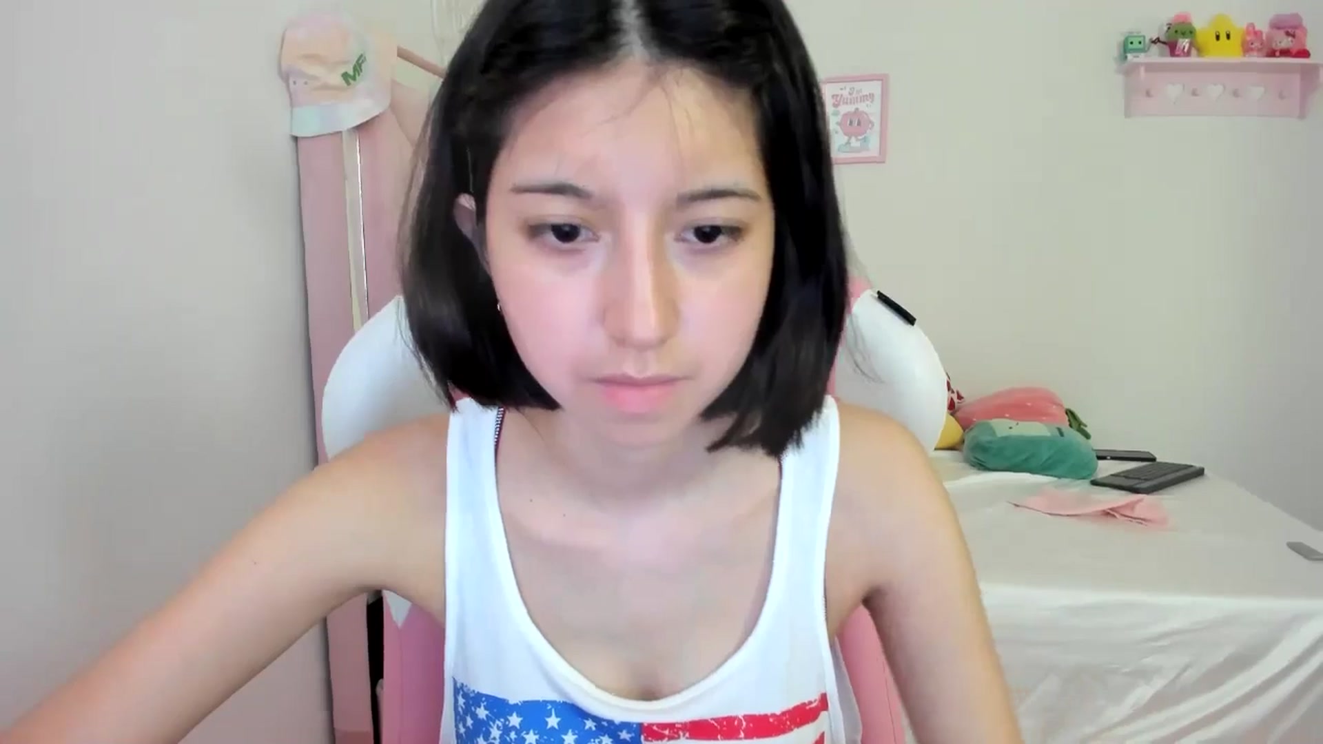 Gallery image thumbnail from Cherrycute666's myfreecams stream on, 07/05/2024, 24:28 image 16 of 20