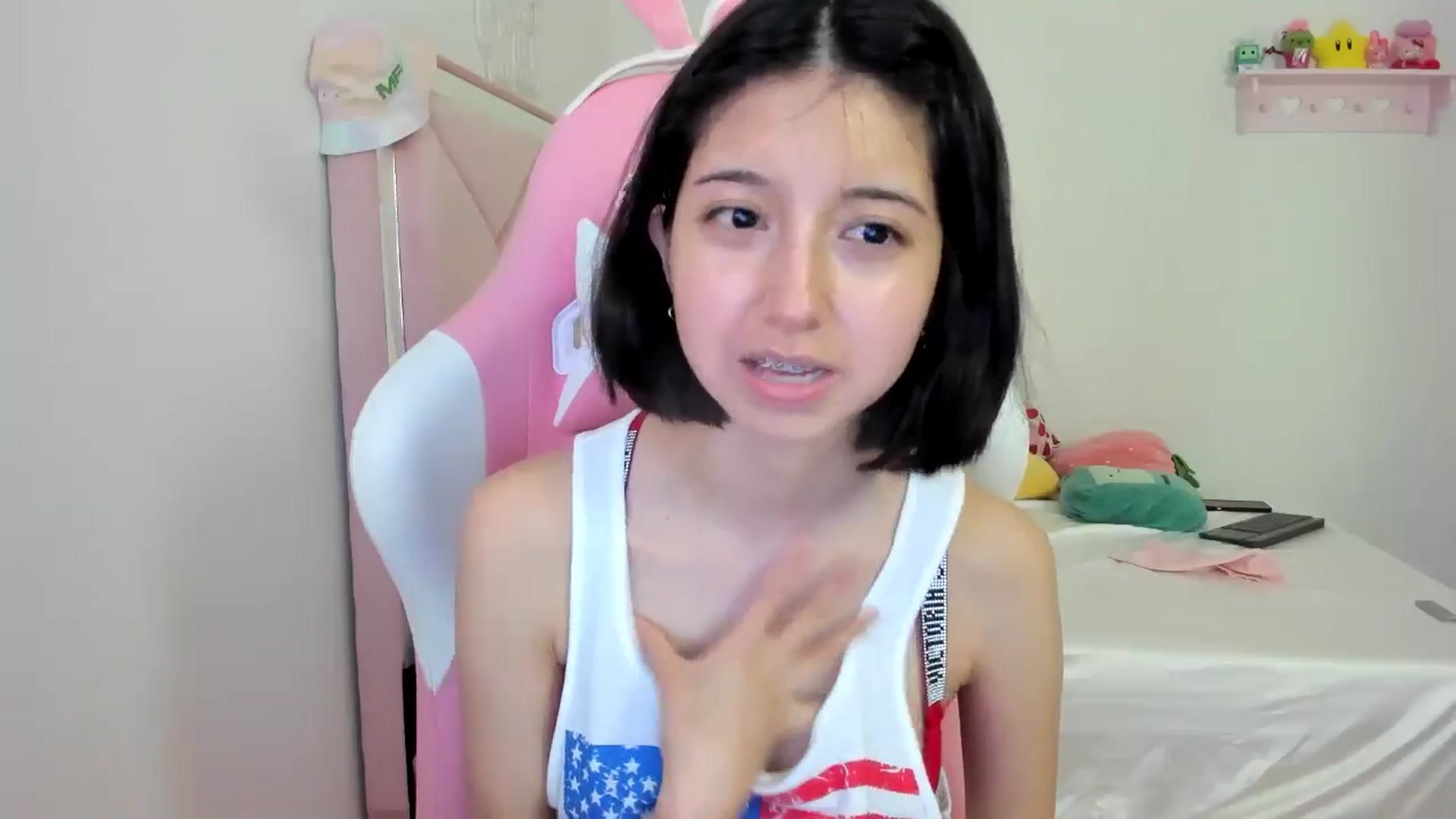 Gallery image thumbnail from Cherrycute666's myfreecams stream on, 07/05/2024, 24:28 image 17 of 20