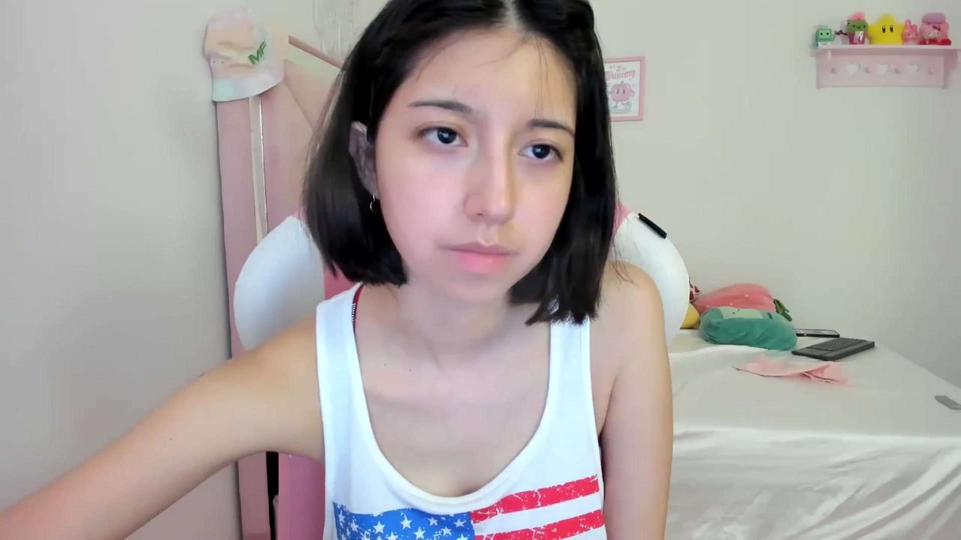 Gallery image thumbnail from Cherrycute666's myfreecams stream on, 07/05/2024, 24:28 image 15 of 20