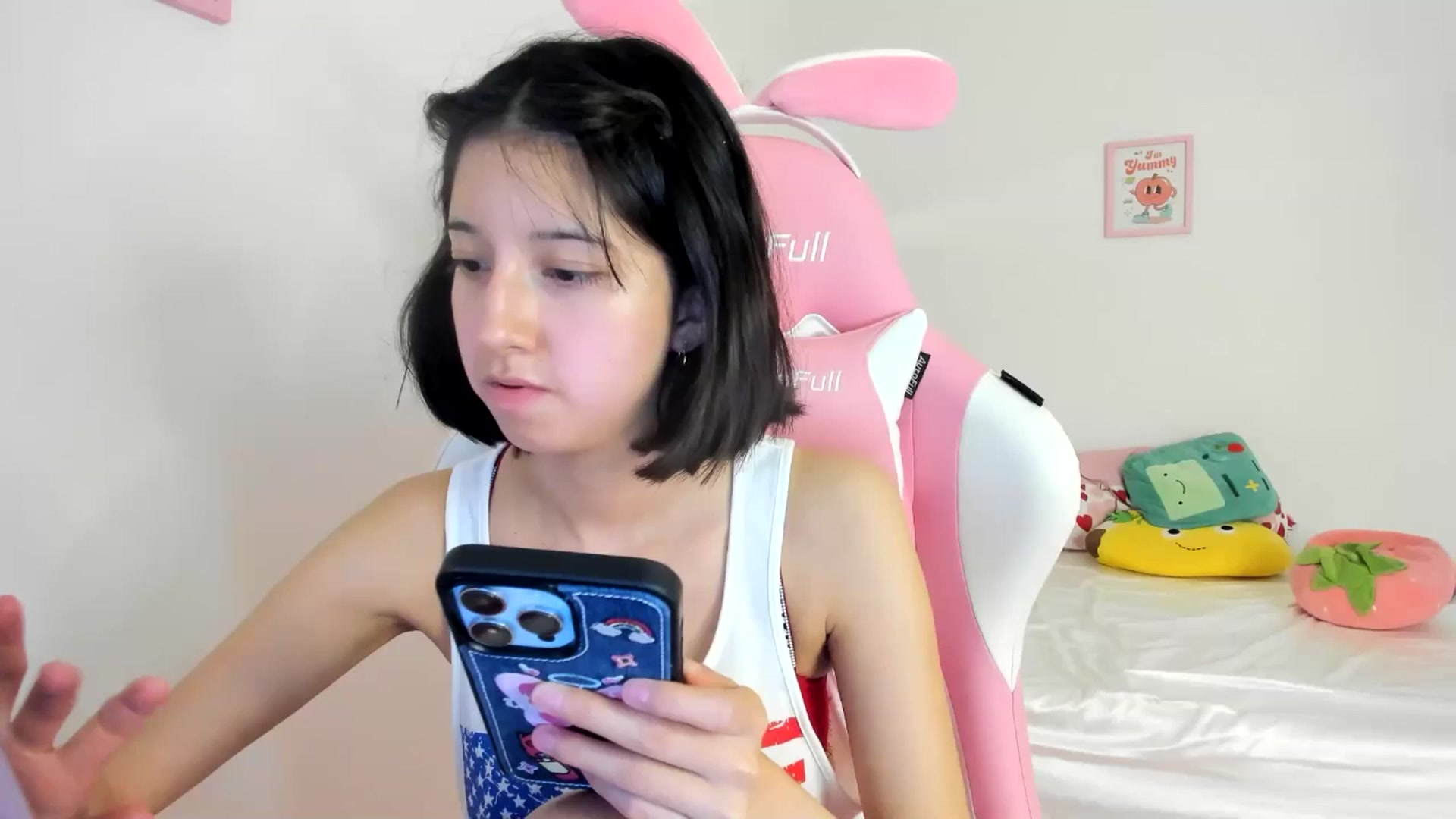 Gallery image thumbnail from Cherrycute666's myfreecams stream on, 07/05/2024, 07:24 image 19 of 20