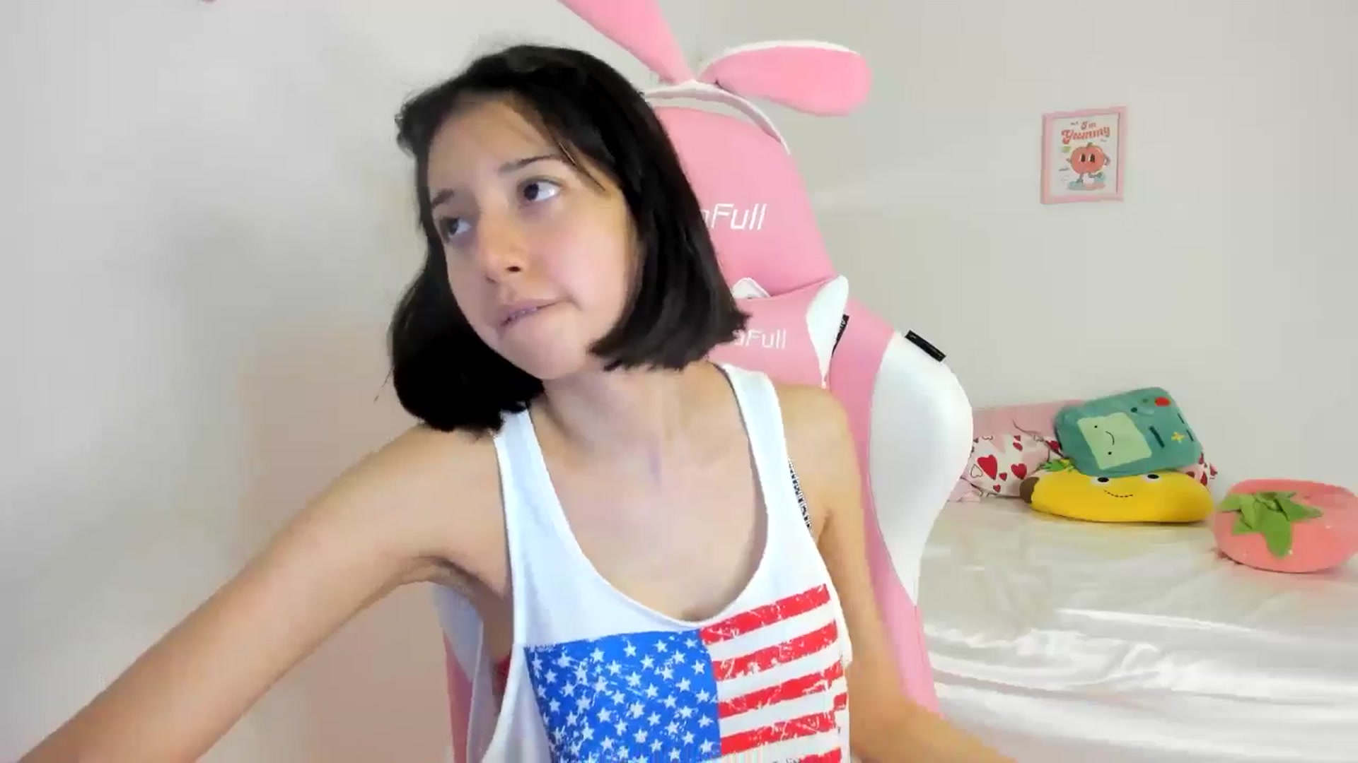 Gallery image thumbnail from Cherrycute666's myfreecams stream on, 07/05/2024, 07:24 image 6 of 20