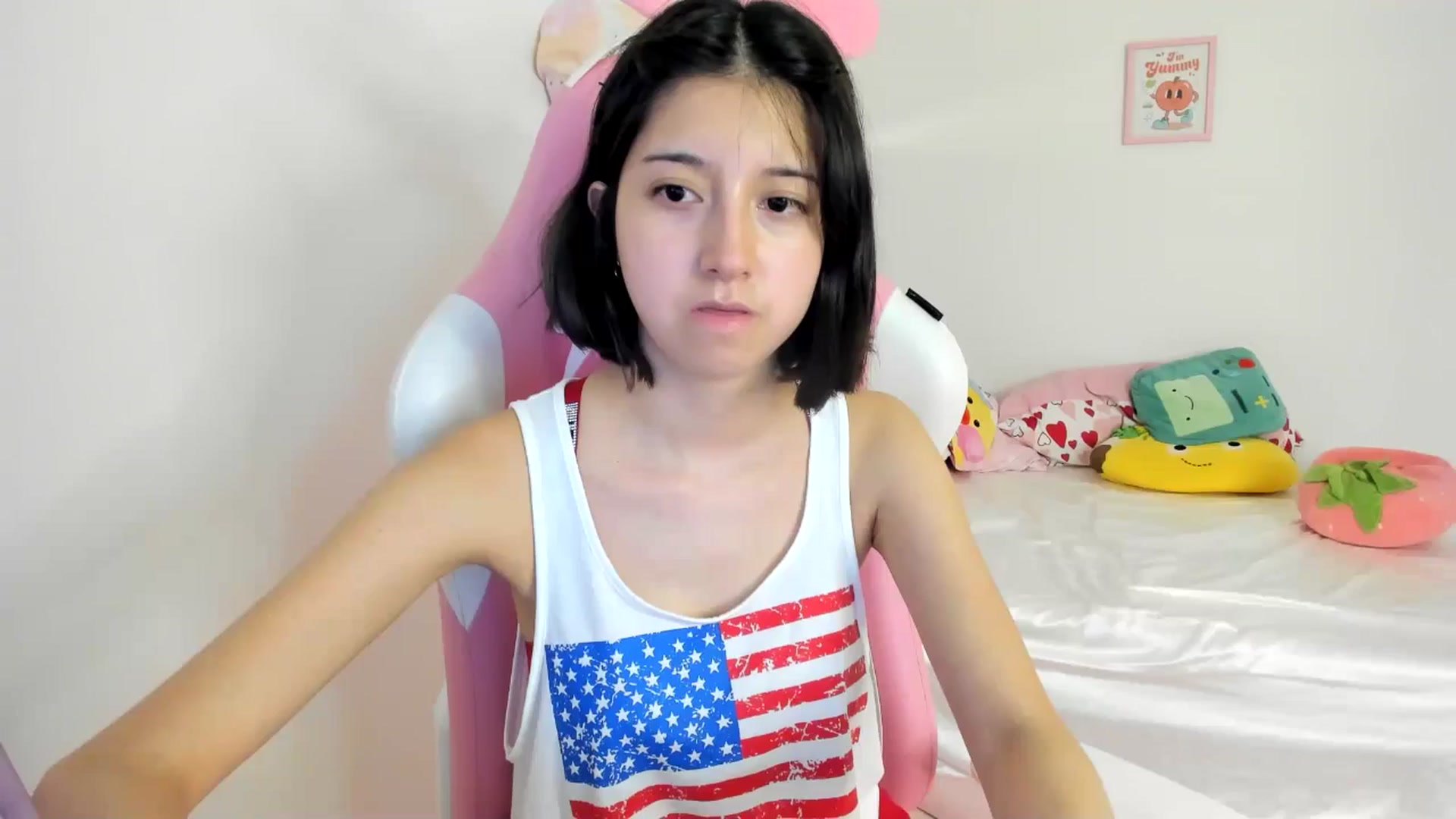 Gallery image thumbnail from Cherrycute666's myfreecams stream on, 07/05/2024, 08:09 image 17 of 20