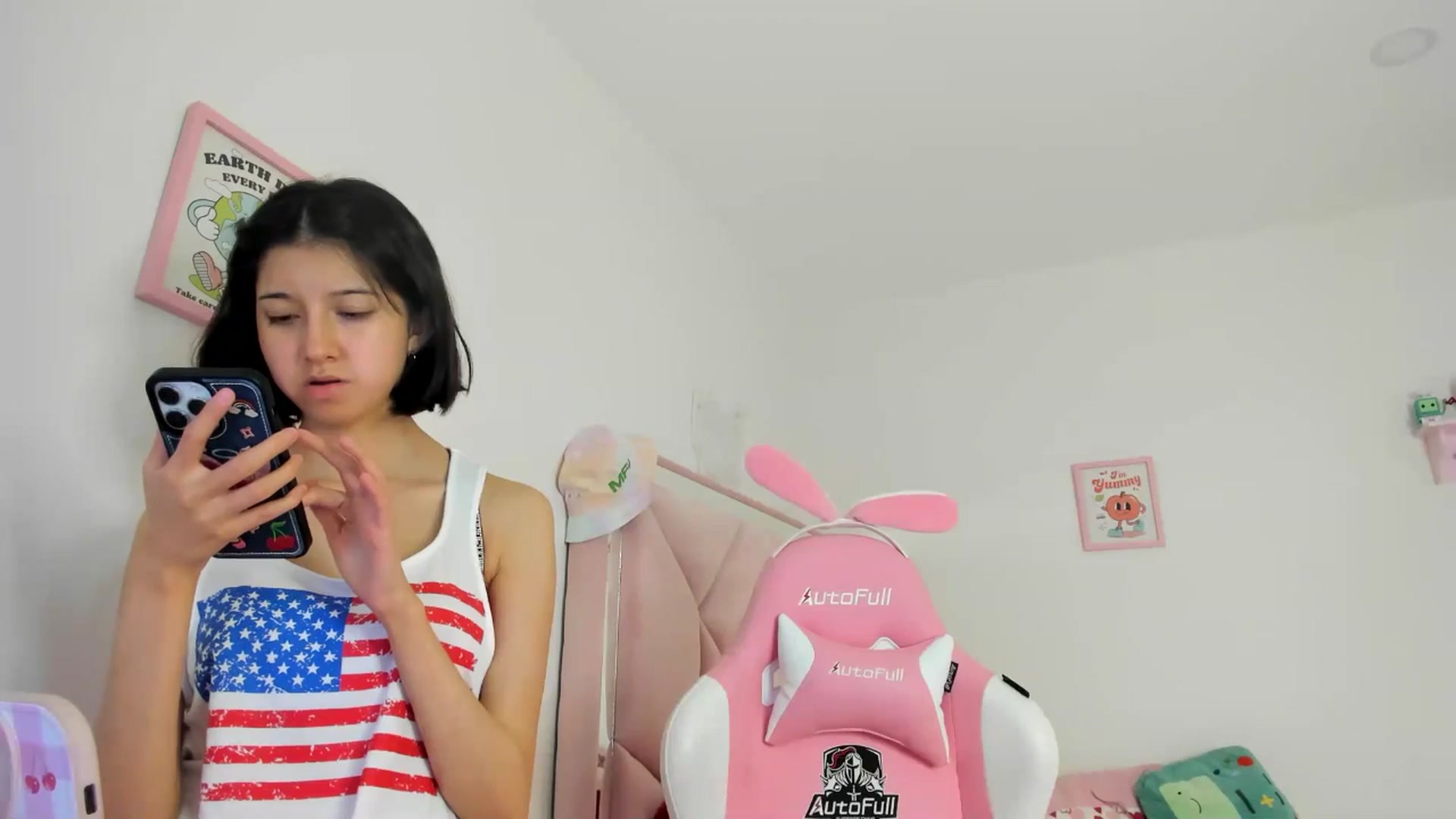 Gallery image thumbnail from Cherrycute666's myfreecams stream on, 07/05/2024, 08:09 image 12 of 20