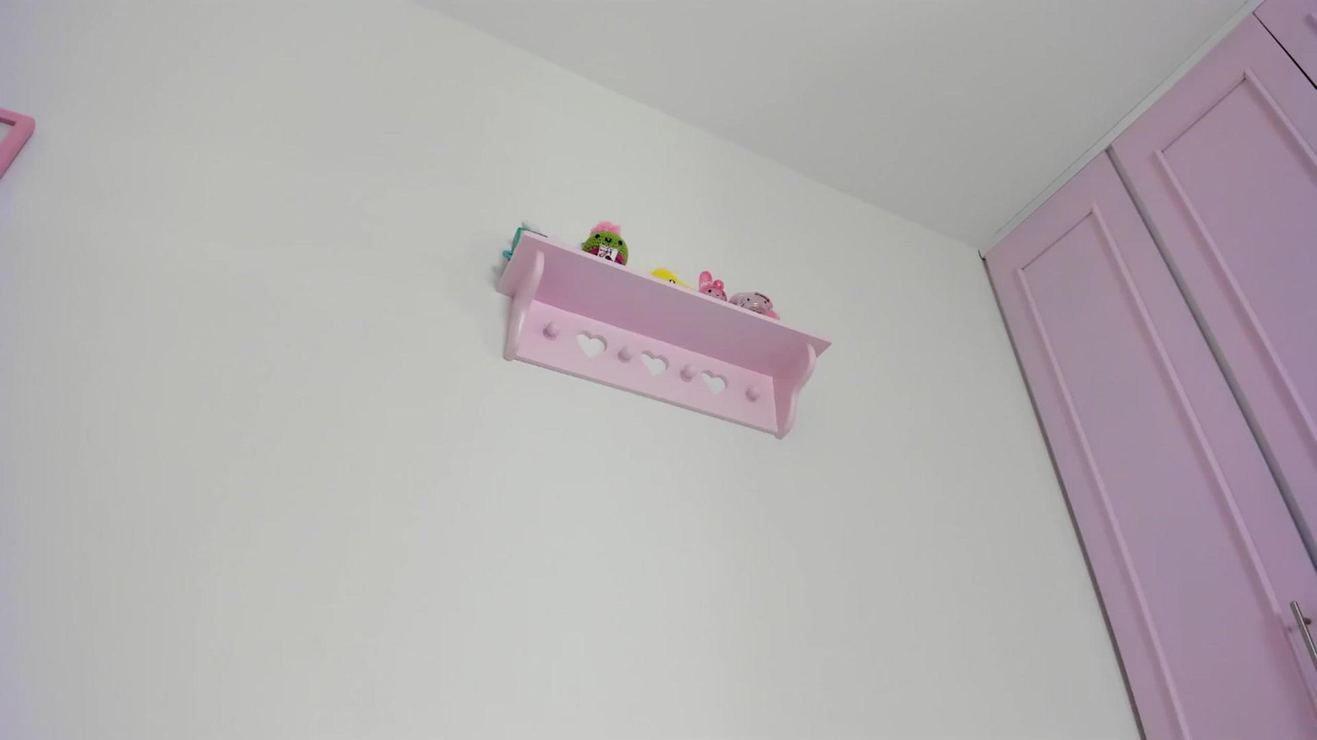 Gallery image thumbnail from Cherrycute666's myfreecams stream on, 07/05/2024, 10:01 image 8 of 20