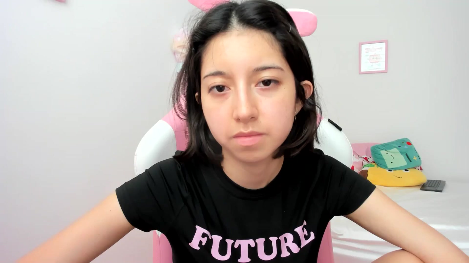 Gallery image thumbnail from Cherrycute666's myfreecams stream on, 07/05/2024, 19:15 image 4 of 20
