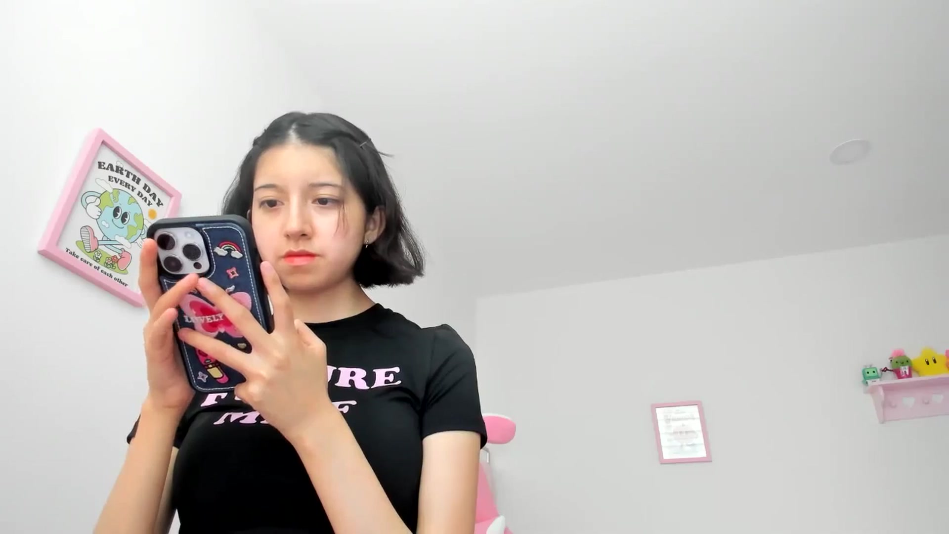 Gallery image thumbnail from Cherrycute666's myfreecams stream on, 07/05/2024, 22:58 image 17 of 20
