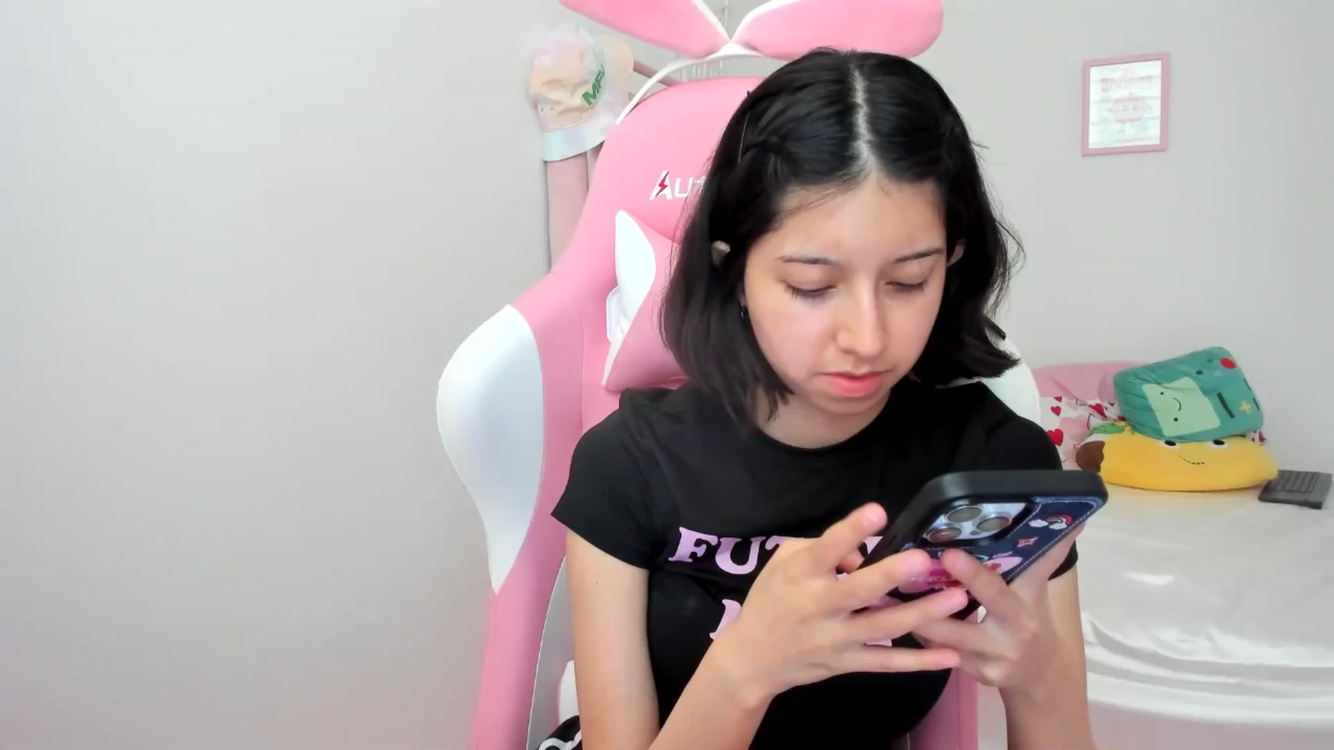 Gallery image thumbnail from Cherrycute666's myfreecams stream on, 07/05/2024, 23:40 image 19 of 20