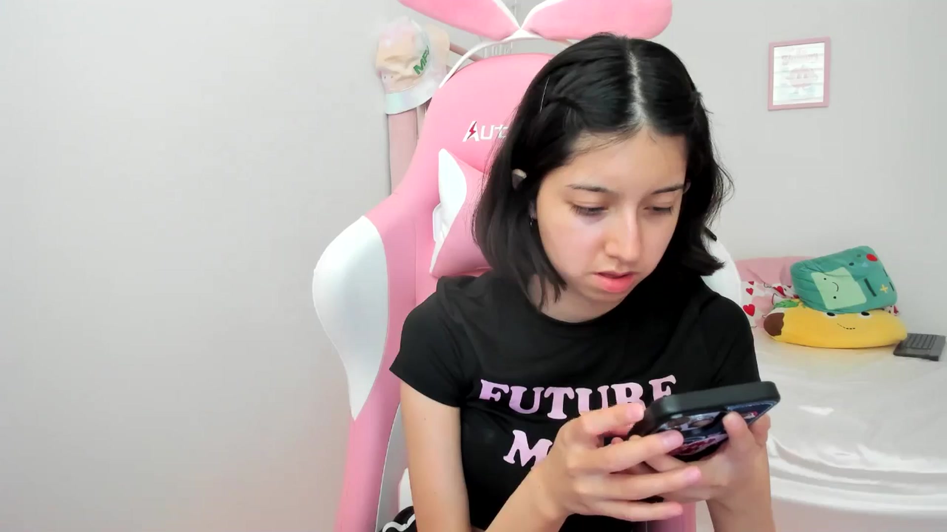 Gallery image thumbnail from Cherrycute666's myfreecams stream on, 07/05/2024, 23:40 image 18 of 20