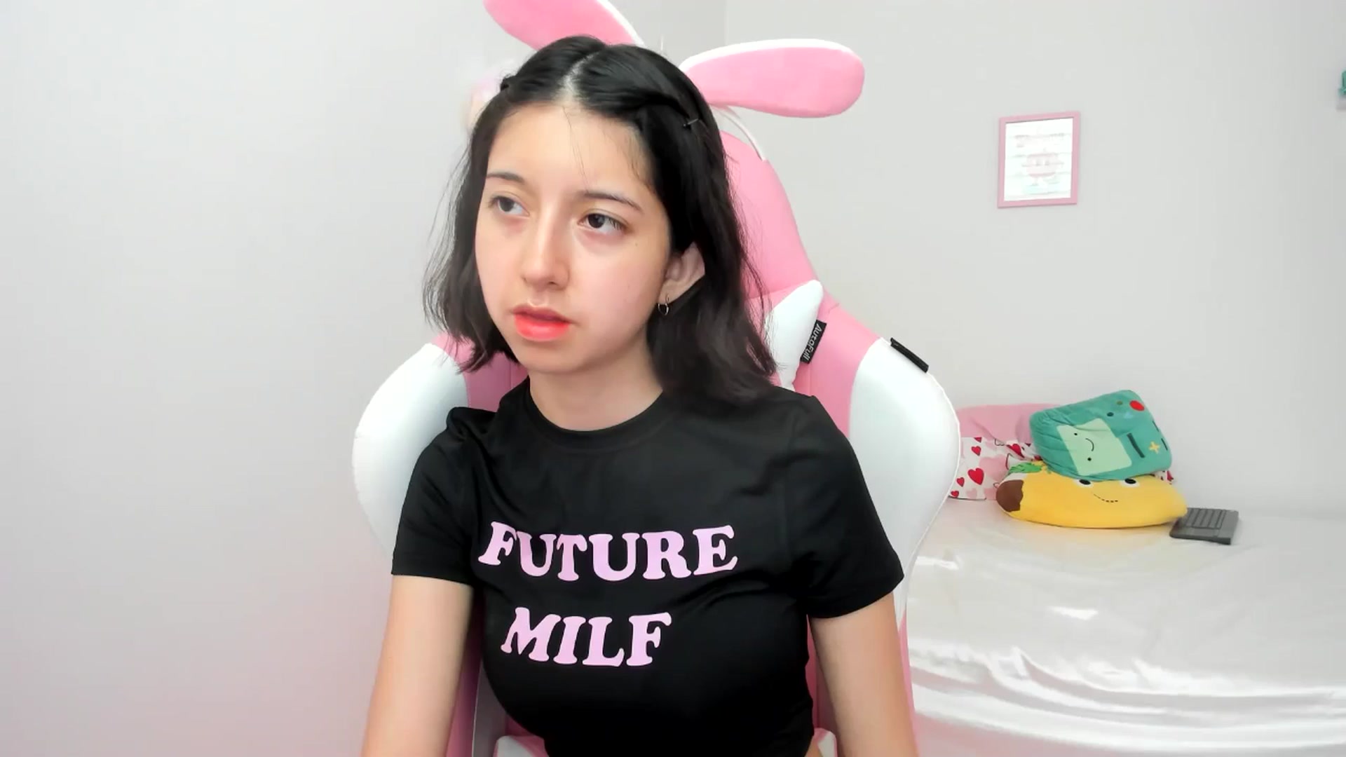 Gallery image thumbnail from Cherrycute666's myfreecams stream on, 07/05/2024, 23:40 image 1 of 20