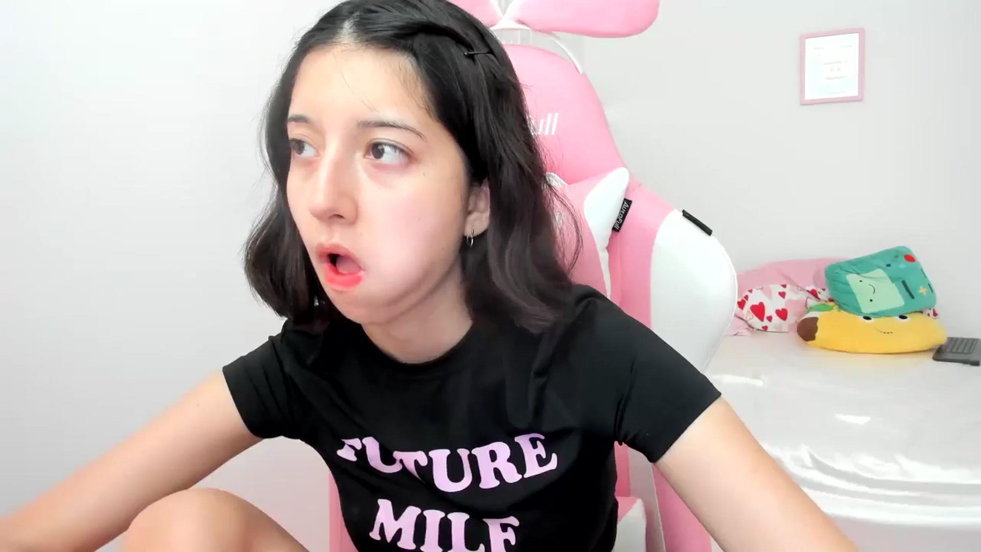 Gallery image thumbnail from Cherrycute666's myfreecams stream on, 07/05/2024, 23:40 image 11 of 20