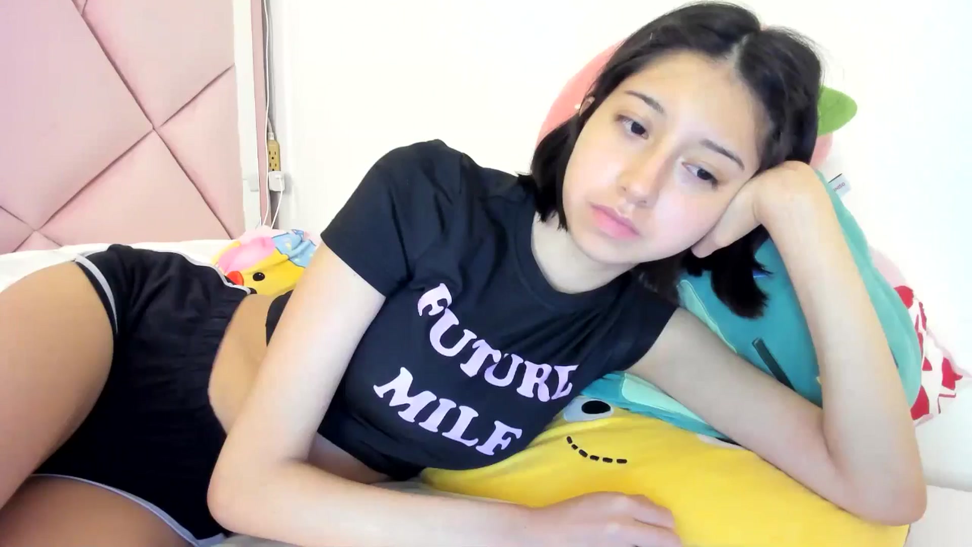 Gallery image thumbnail from Cherrycute666's myfreecams stream on, 07/06/2024, 07:12 image 4 of 20