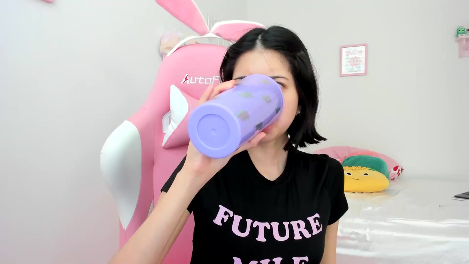 Gallery image thumbnail from Cherrycute666's myfreecams stream on, 07/06/2024, 14:31 image 20 of 20