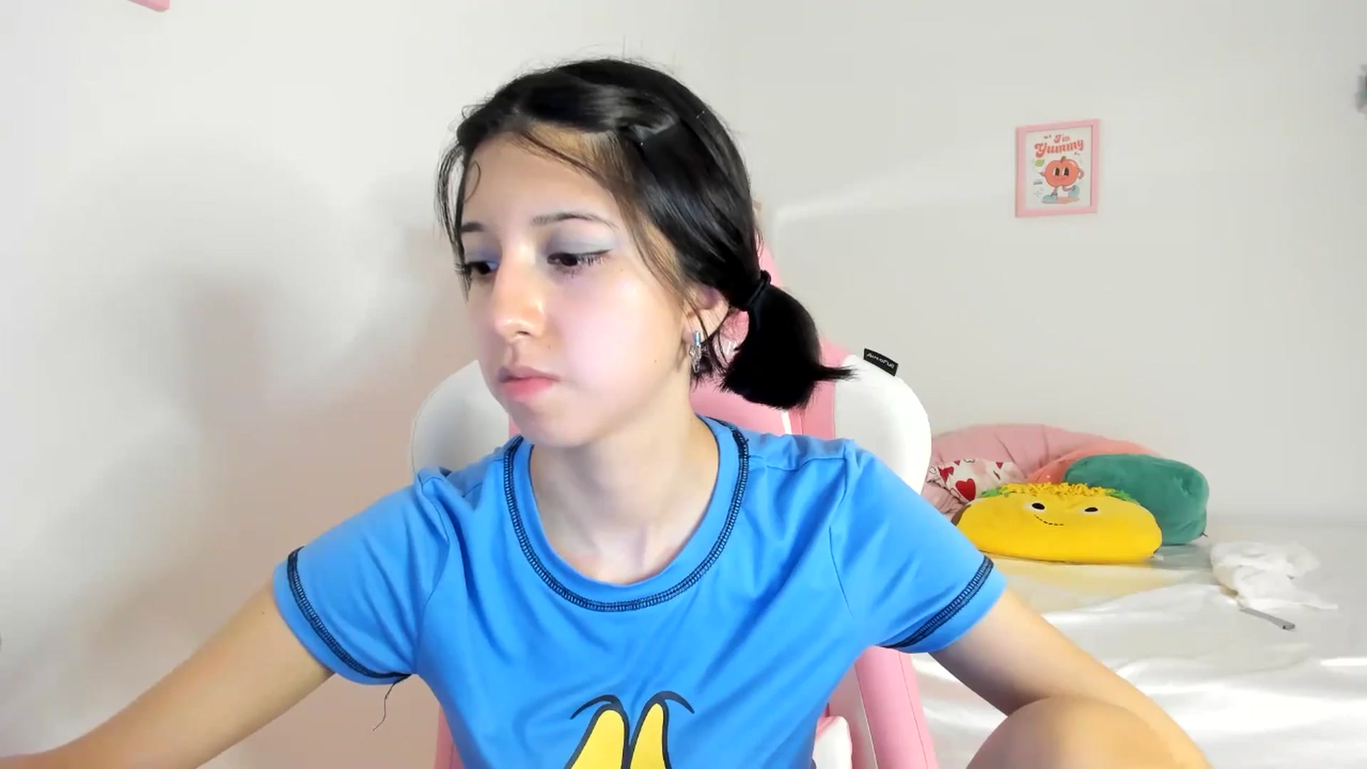 Gallery image thumbnail from Cherrycute666's myfreecams stream on, 07/07/2024, 07:32 image 12 of 20