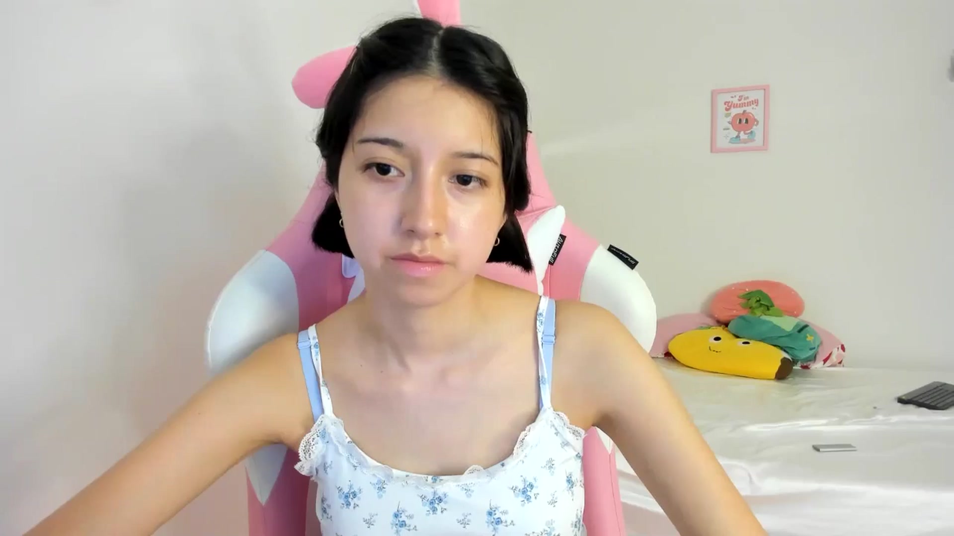 Gallery image thumbnail from Cherrycute666's myfreecams stream on, 07/08/2024, 24:01 image 12 of 20