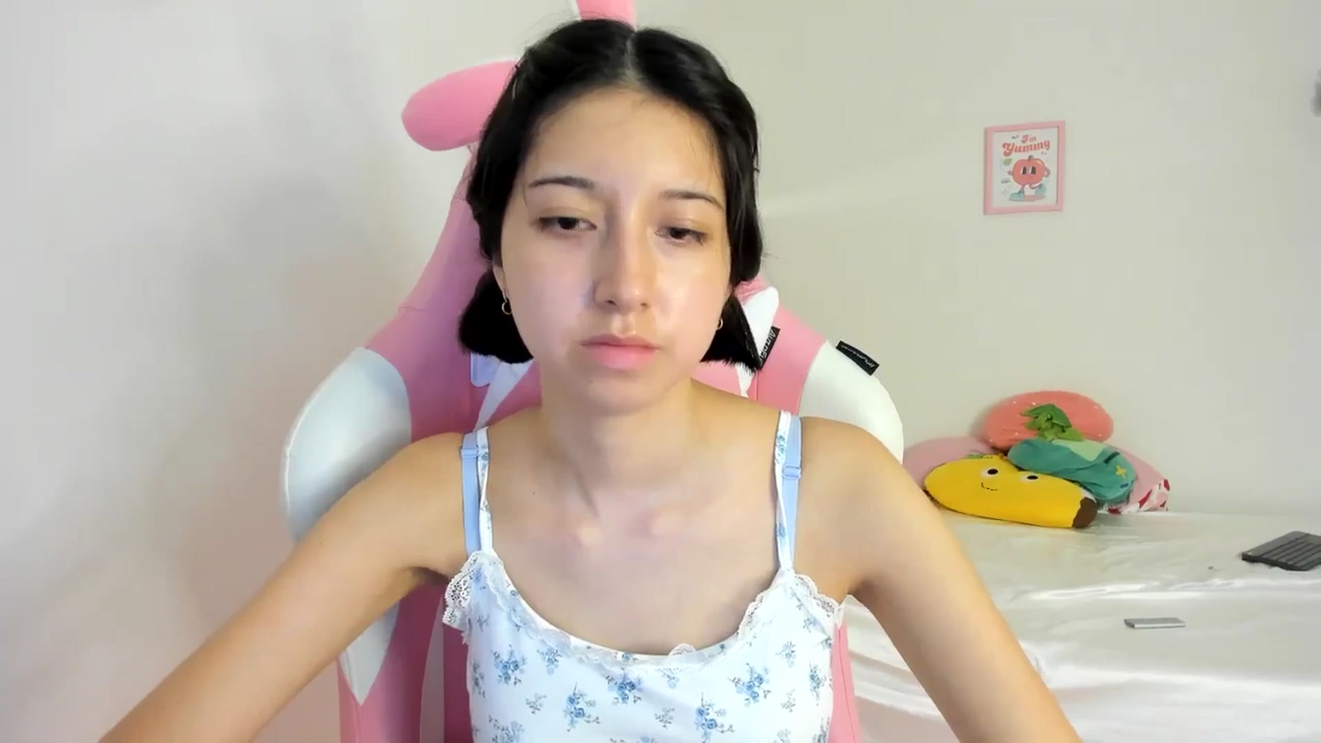 Gallery image thumbnail from Cherrycute666's myfreecams stream on, 07/08/2024, 24:01 image 8 of 20