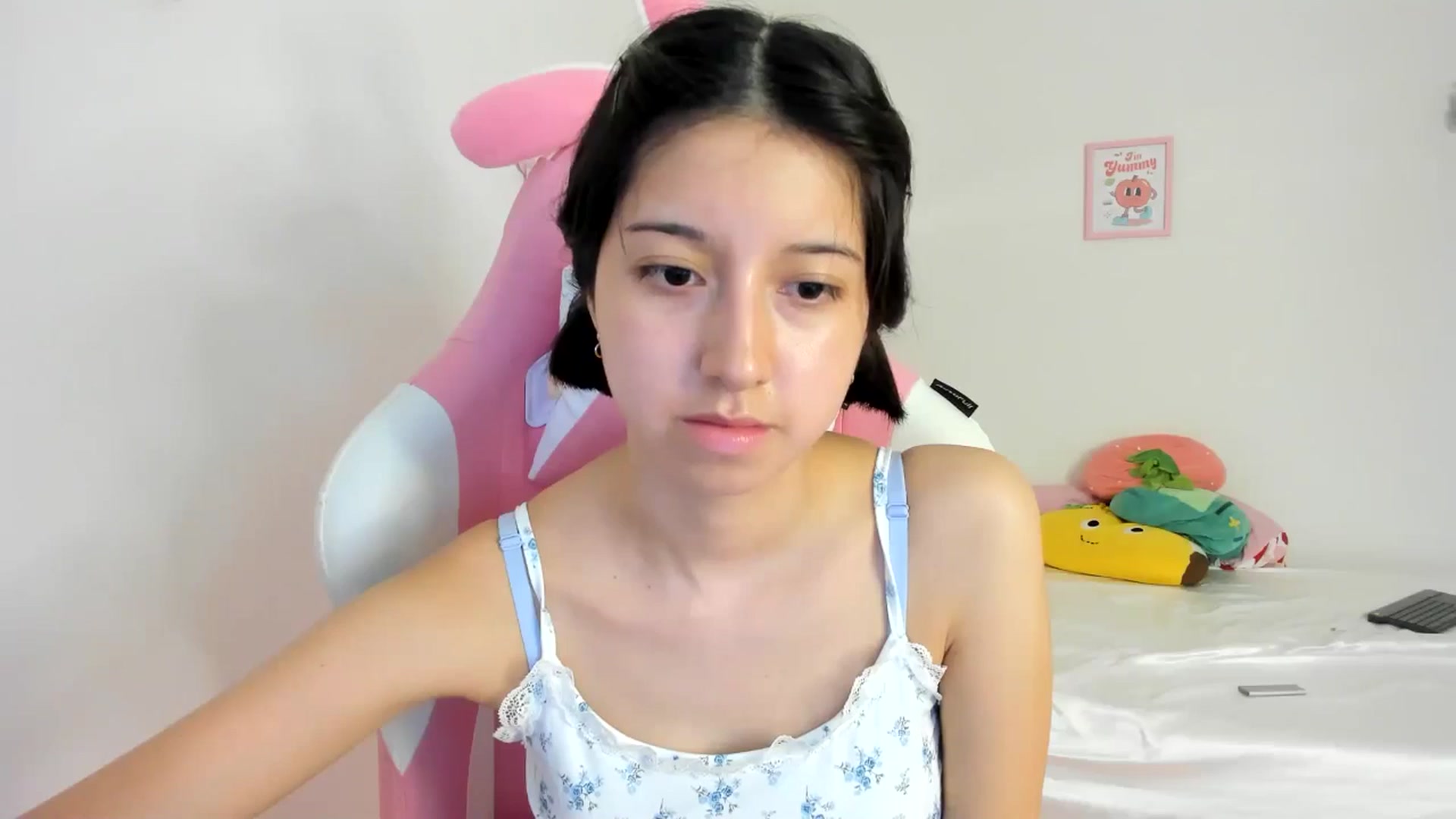 Gallery image thumbnail from Cherrycute666's myfreecams stream on, 07/08/2024, 24:01 image 13 of 20