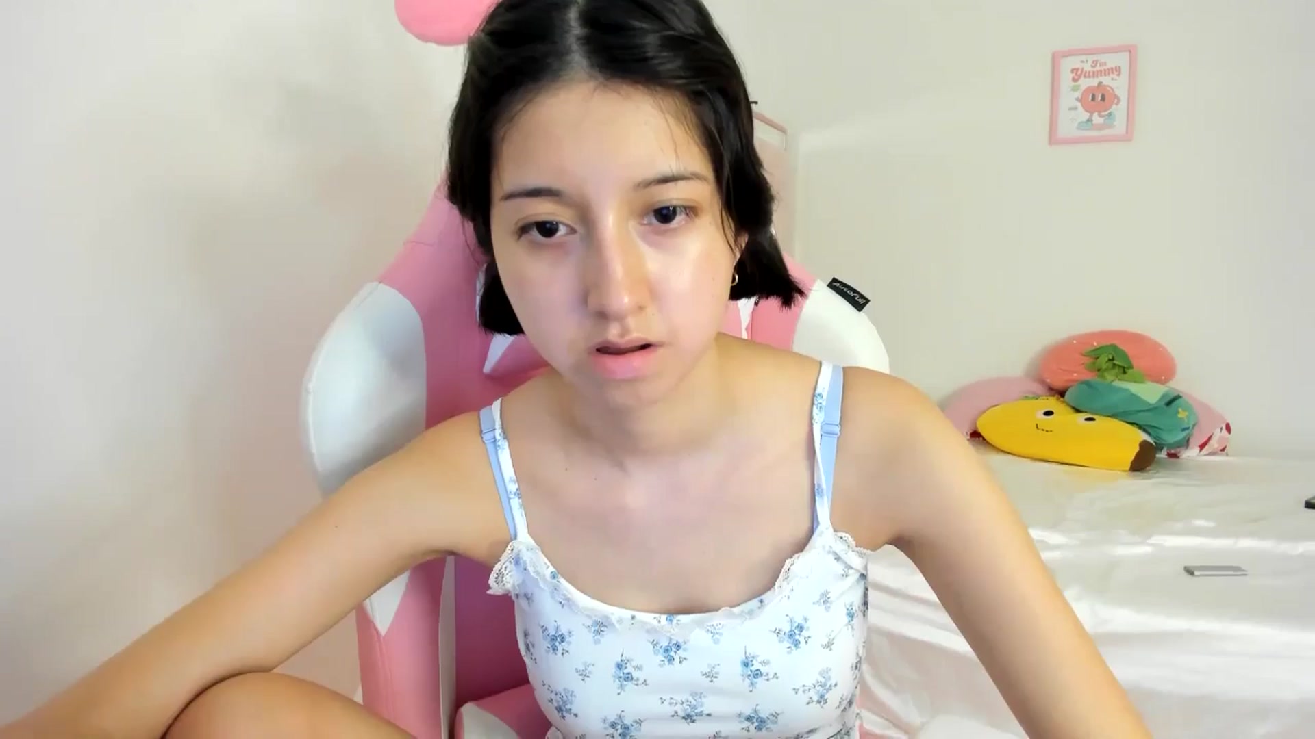 Gallery image thumbnail from Cherrycute666's myfreecams stream on, 07/08/2024, 01:49 image 12 of 20