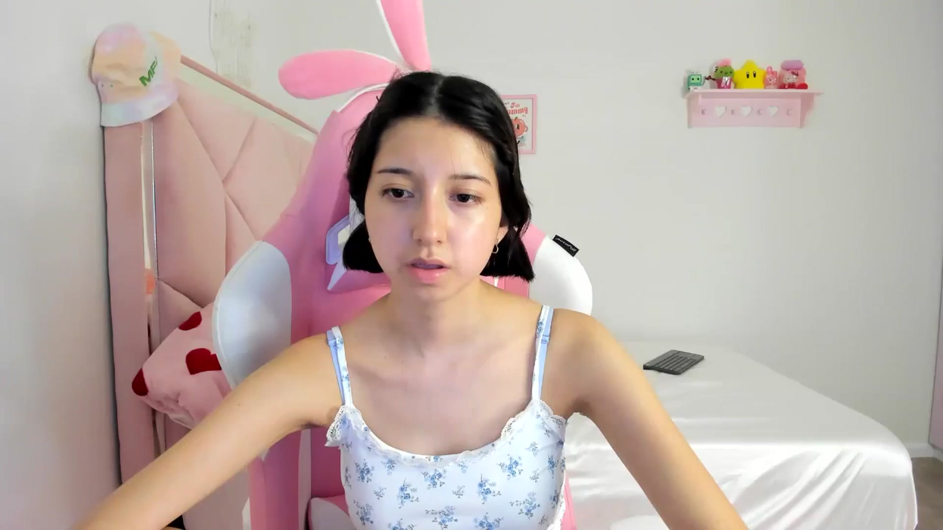 Gallery image thumbnail from Cherrycute666's myfreecams stream on, 07/08/2024, 04:16 image 10 of 20