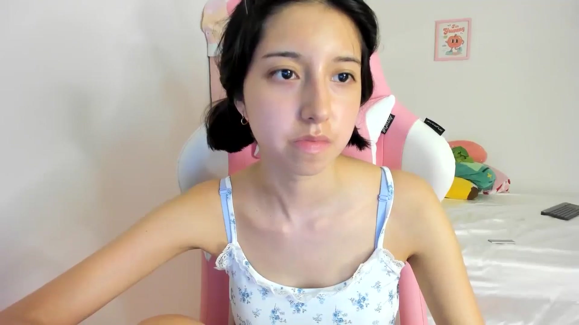 Gallery image thumbnail from Cherrycute666's myfreecams stream on, 07/08/2024, 04:16 image 16 of 20