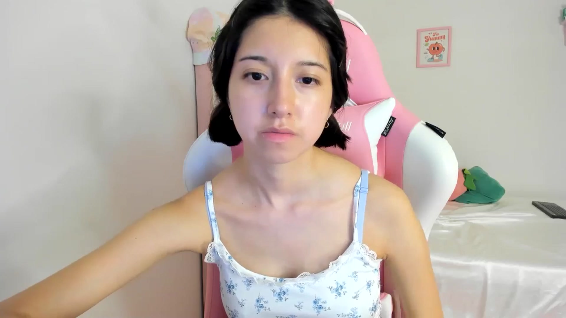 Gallery image thumbnail from Cherrycute666's myfreecams stream on, 07/08/2024, 06:17 image 20 of 20