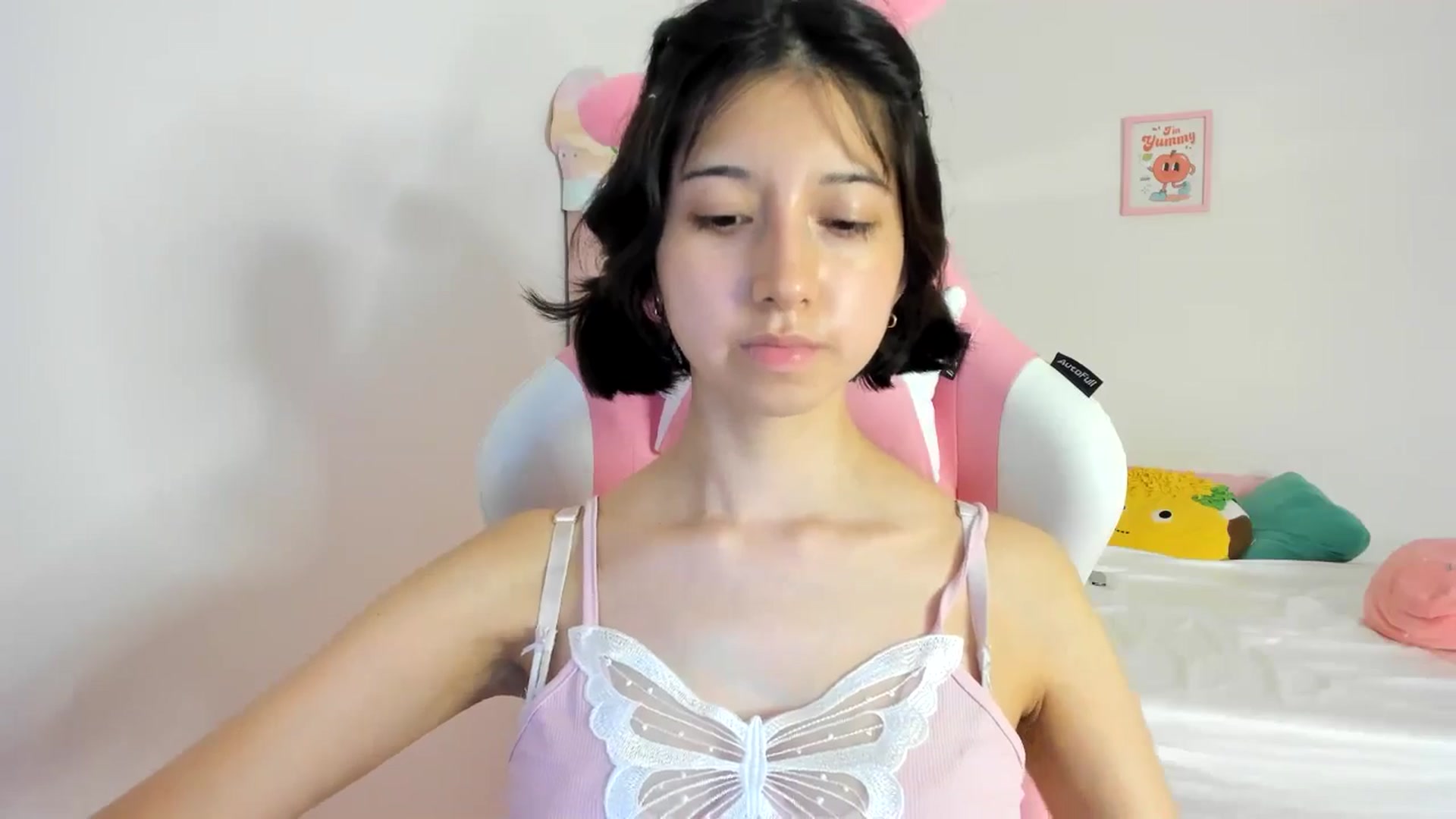 Gallery image thumbnail from Cherrycute666's myfreecams stream on, 07/09/2024, 06:40 image 13 of 20
