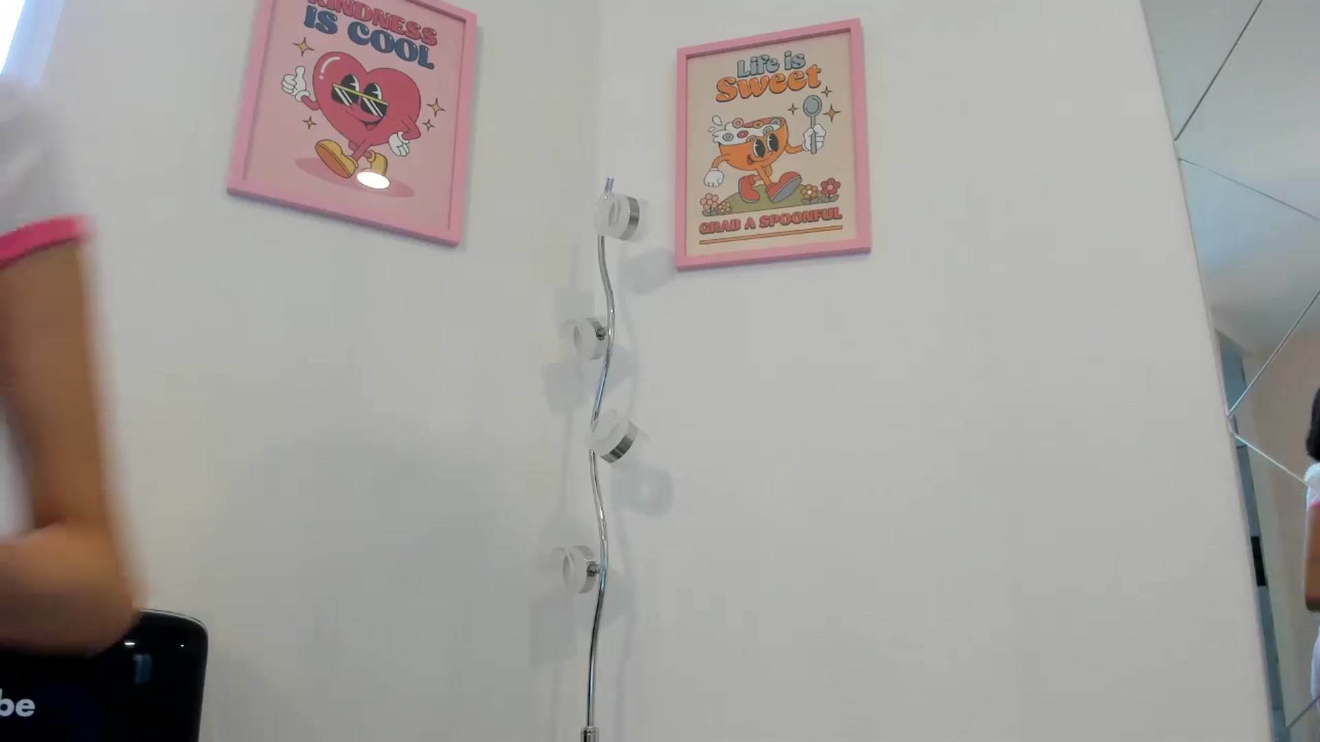 Gallery image thumbnail from Cherrycute666's myfreecams stream on, 07/12/2024, 24:01 image 10 of 20