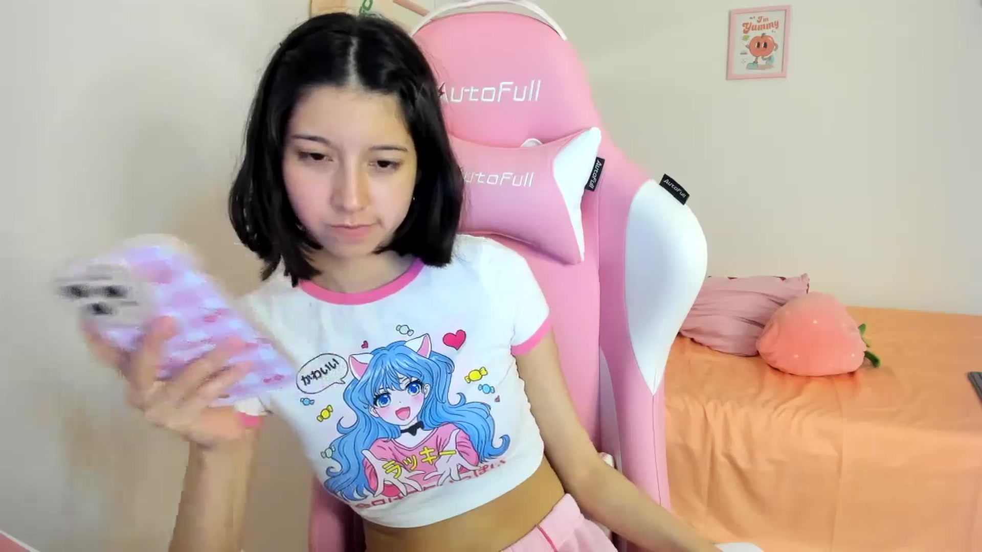 Gallery image thumbnail from Cherrycute666's myfreecams stream on, 07/12/2024, 07:39 image 19 of 20
