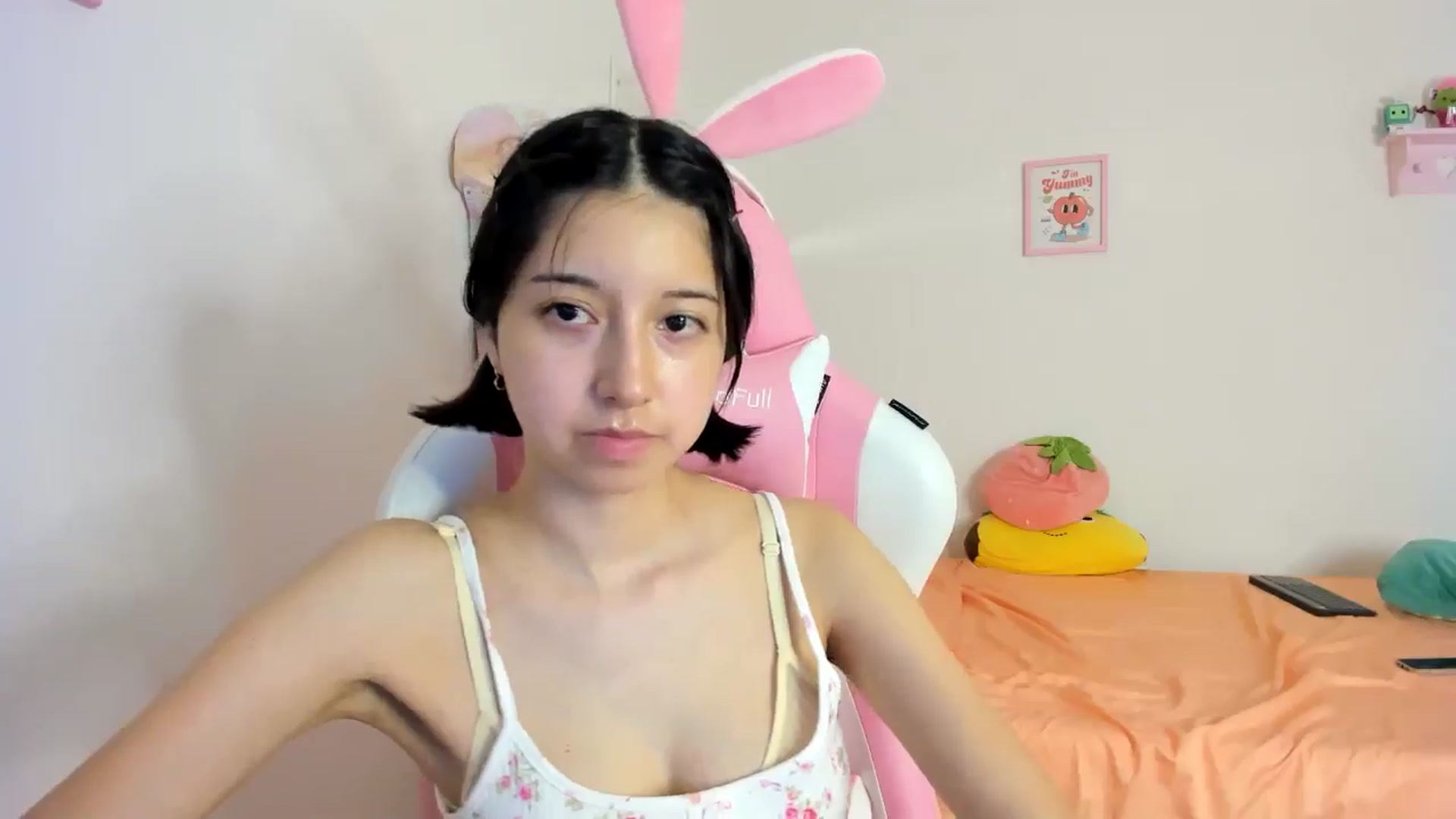 Gallery image thumbnail from Cherrycute666's myfreecams stream on, 07/14/2024, 10:44 image 11 of 20