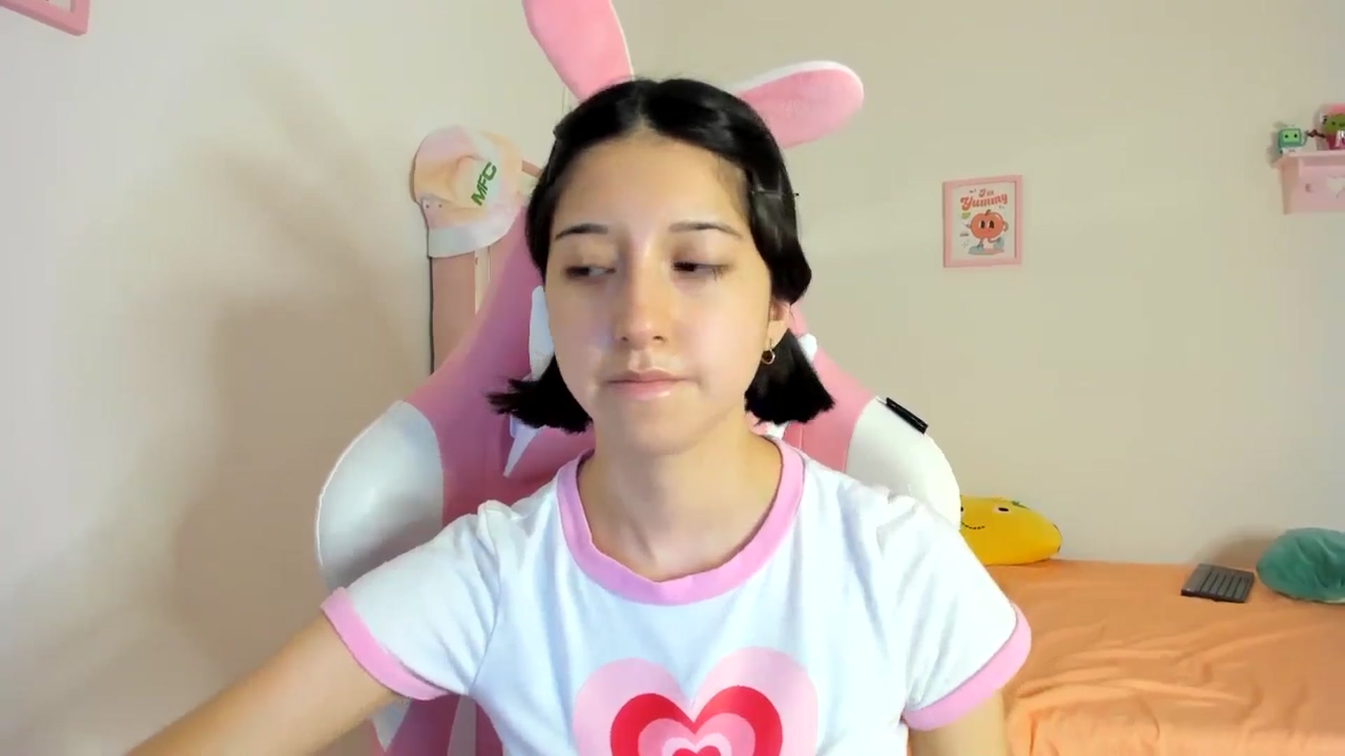 Gallery image thumbnail from Cherrycute666's myfreecams stream on, 07/15/2024, 06:21 image 5 of 20