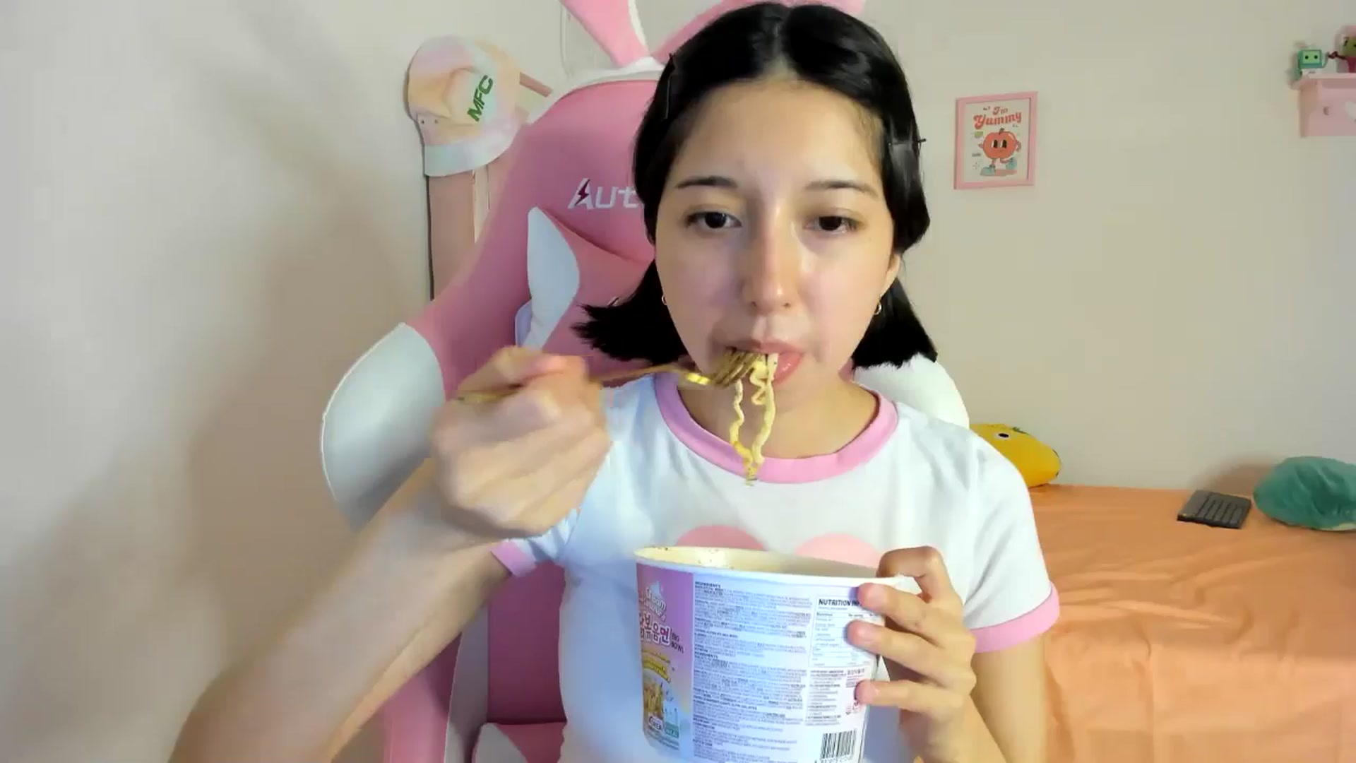 Gallery image thumbnail from Cherrycute666's myfreecams stream on, 07/15/2024, 06:21 image 8 of 20