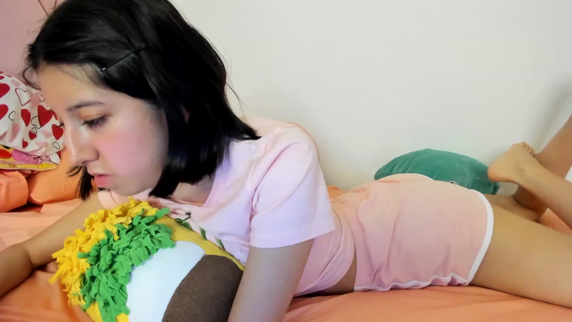 Gallery image thumbnail from Cherrycute666's myfreecams stream on, 07/17/2024, 06:32 image 20 of 20