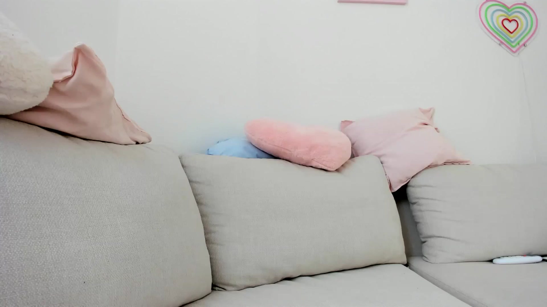 Gallery image thumbnail from Cherrycute666's myfreecams stream on, 07/19/2024, 24:05 image 6 of 20