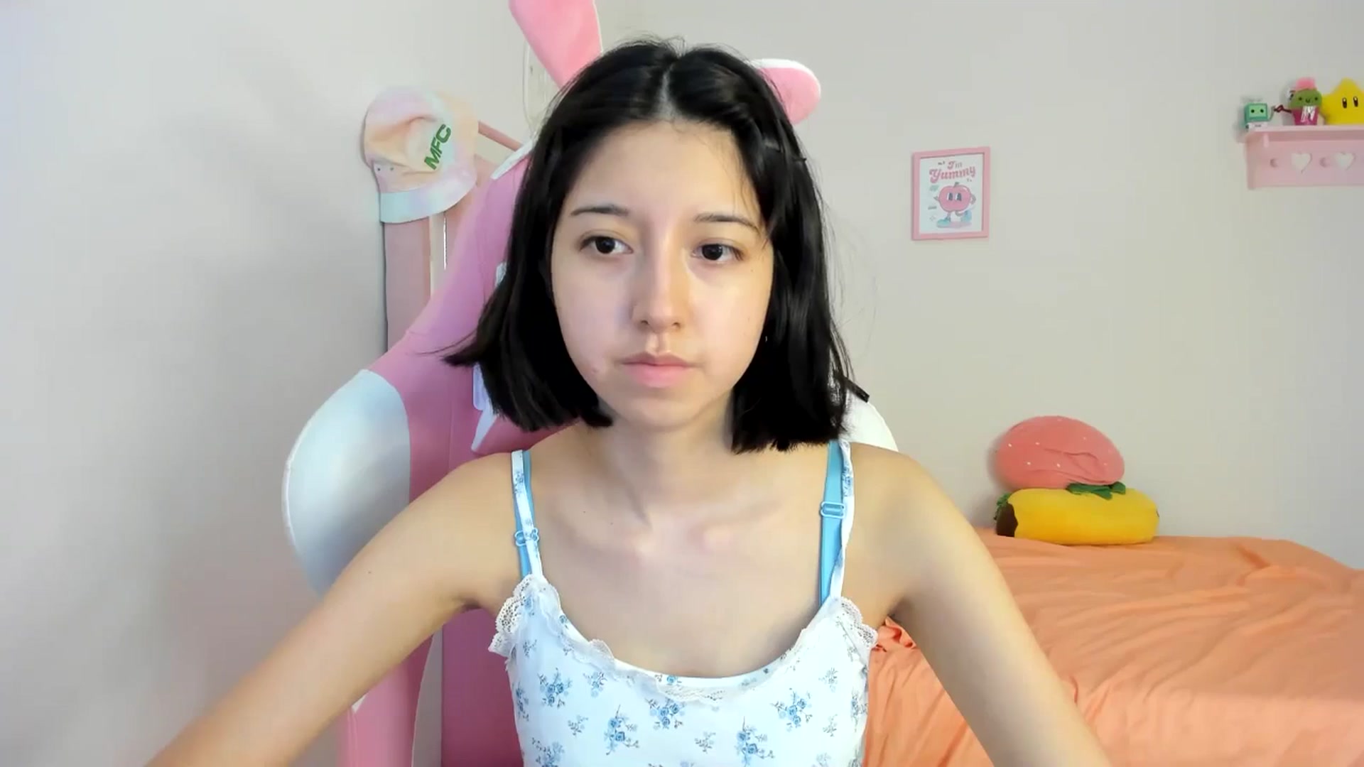 Gallery image thumbnail from Cherrycute666's myfreecams stream on, 07/20/2024, 24:13 image 2 of 20