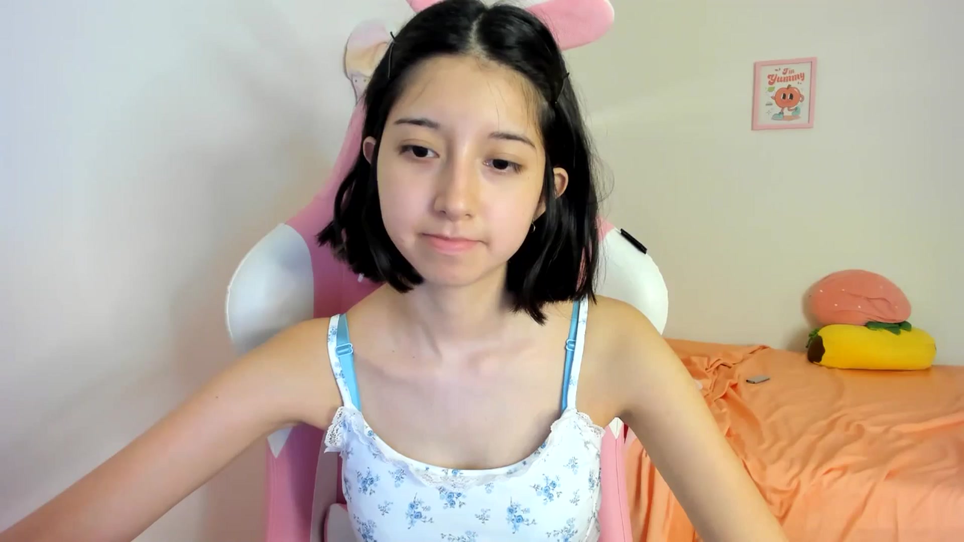 Gallery image thumbnail from Cherrycute666's myfreecams stream on, 07/20/2024, 05:11 image 4 of 20
