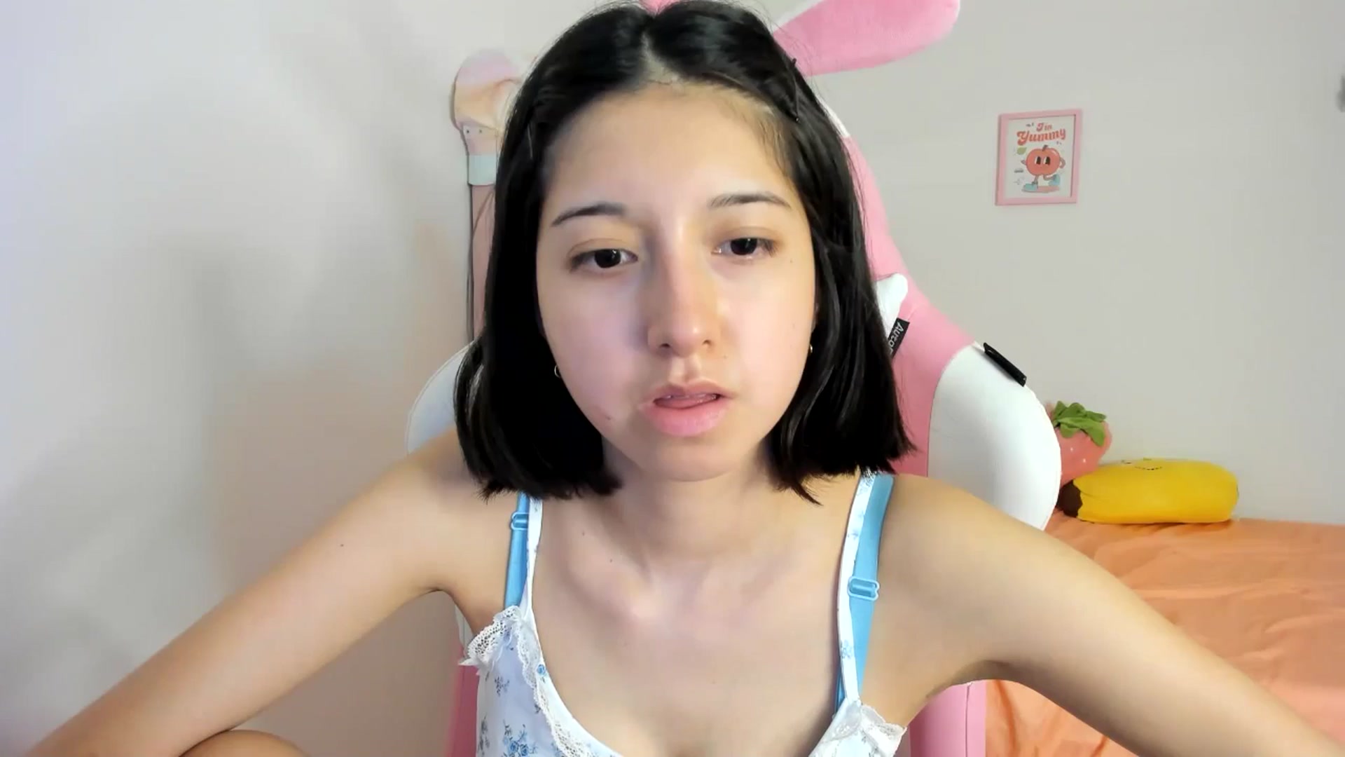 Gallery image thumbnail from Cherrycute666's myfreecams stream on, 07/20/2024, 07:44 image 10 of 20