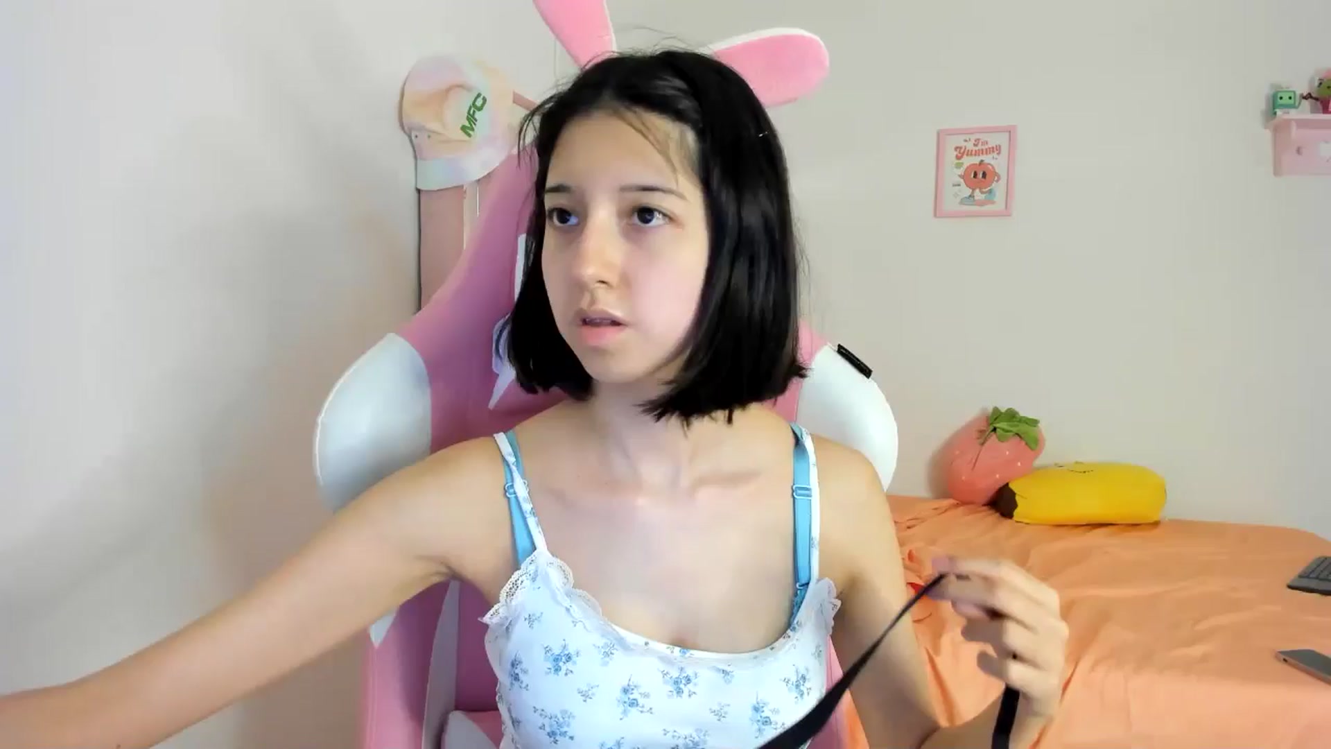 Gallery image thumbnail from Cherrycute666's myfreecams stream on, 07/20/2024, 07:44 image 1 of 20